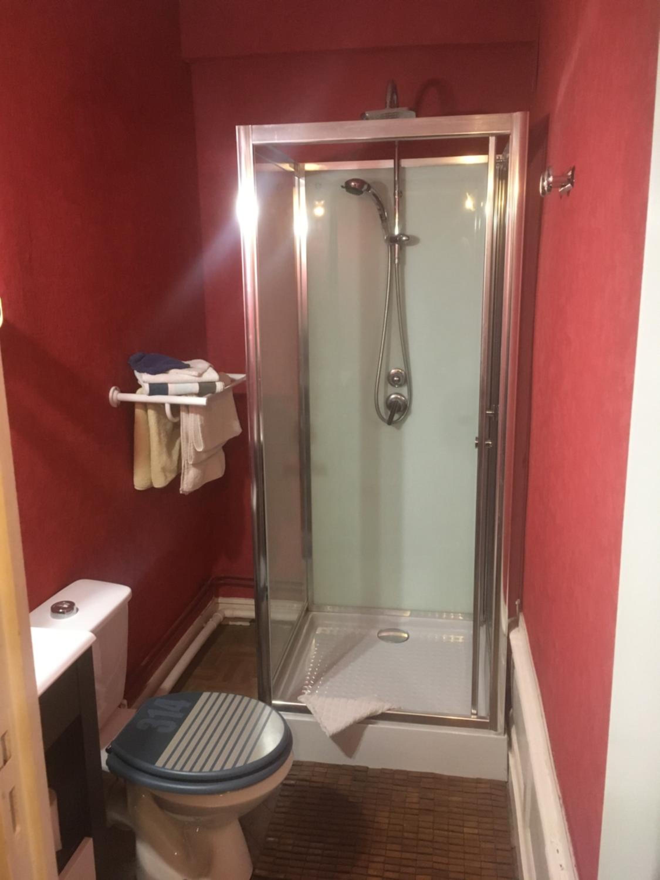 Standard Double Room - Photo 6