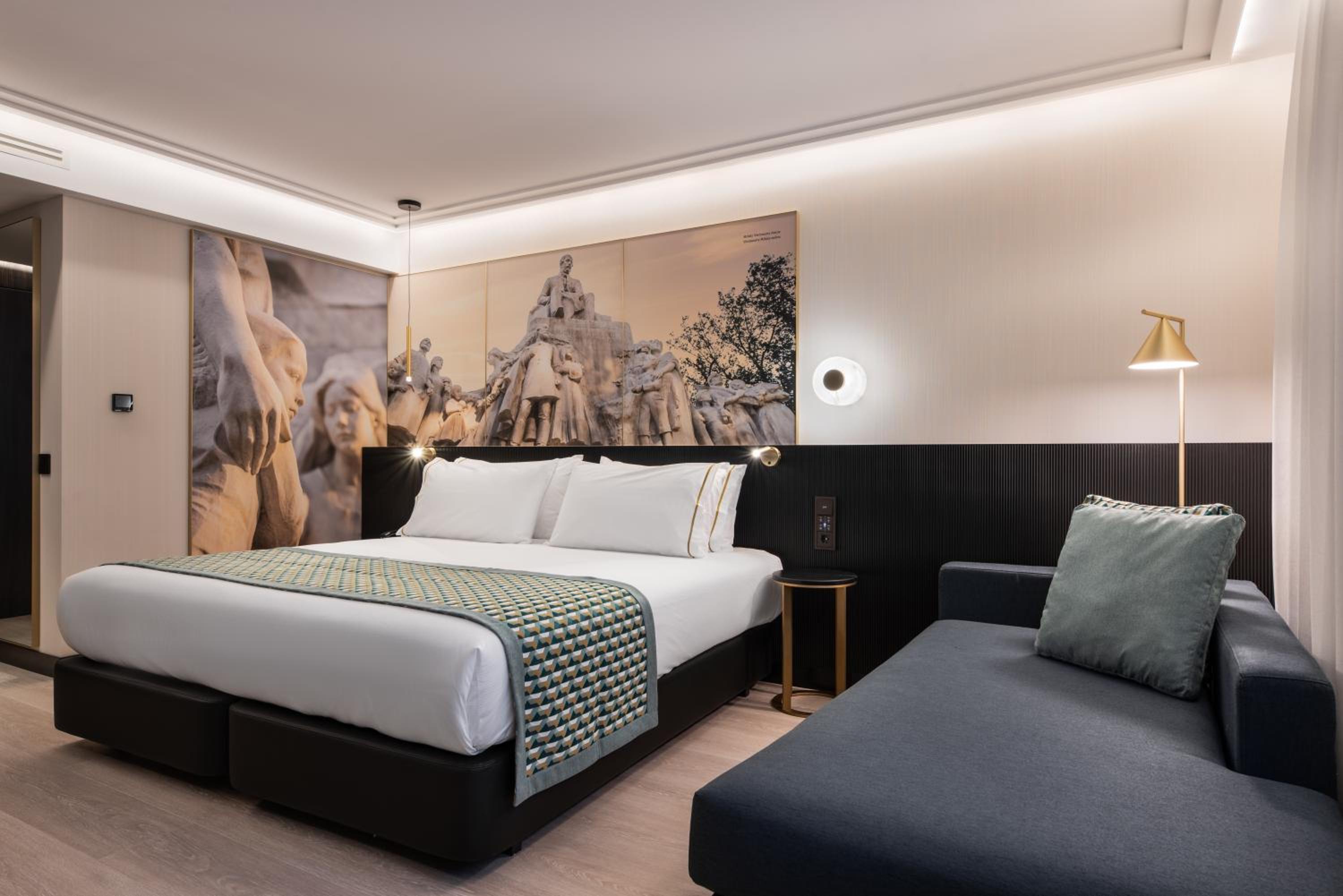 Premium Room - Photo 1