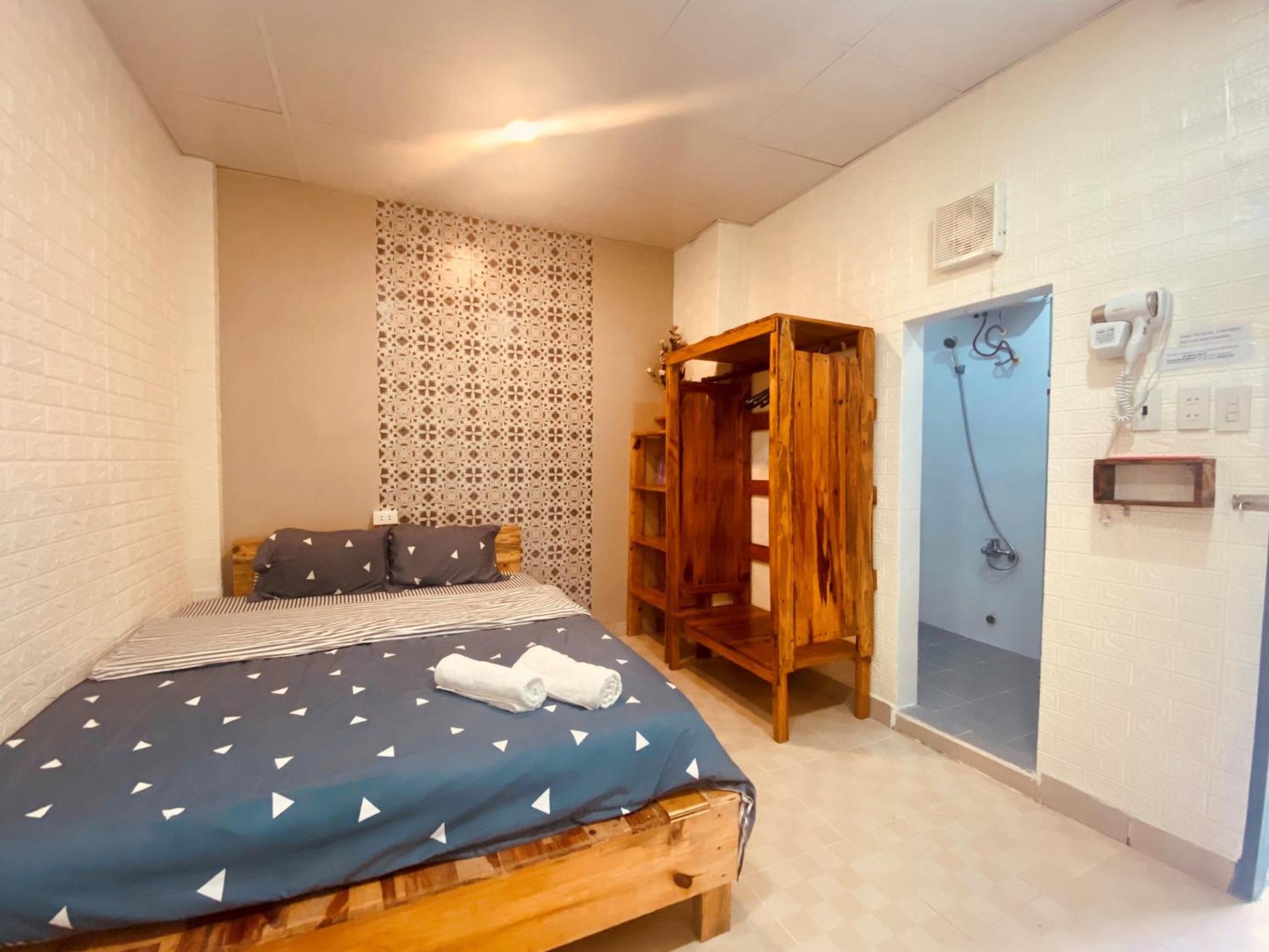 Economy Double Room - Photo 4