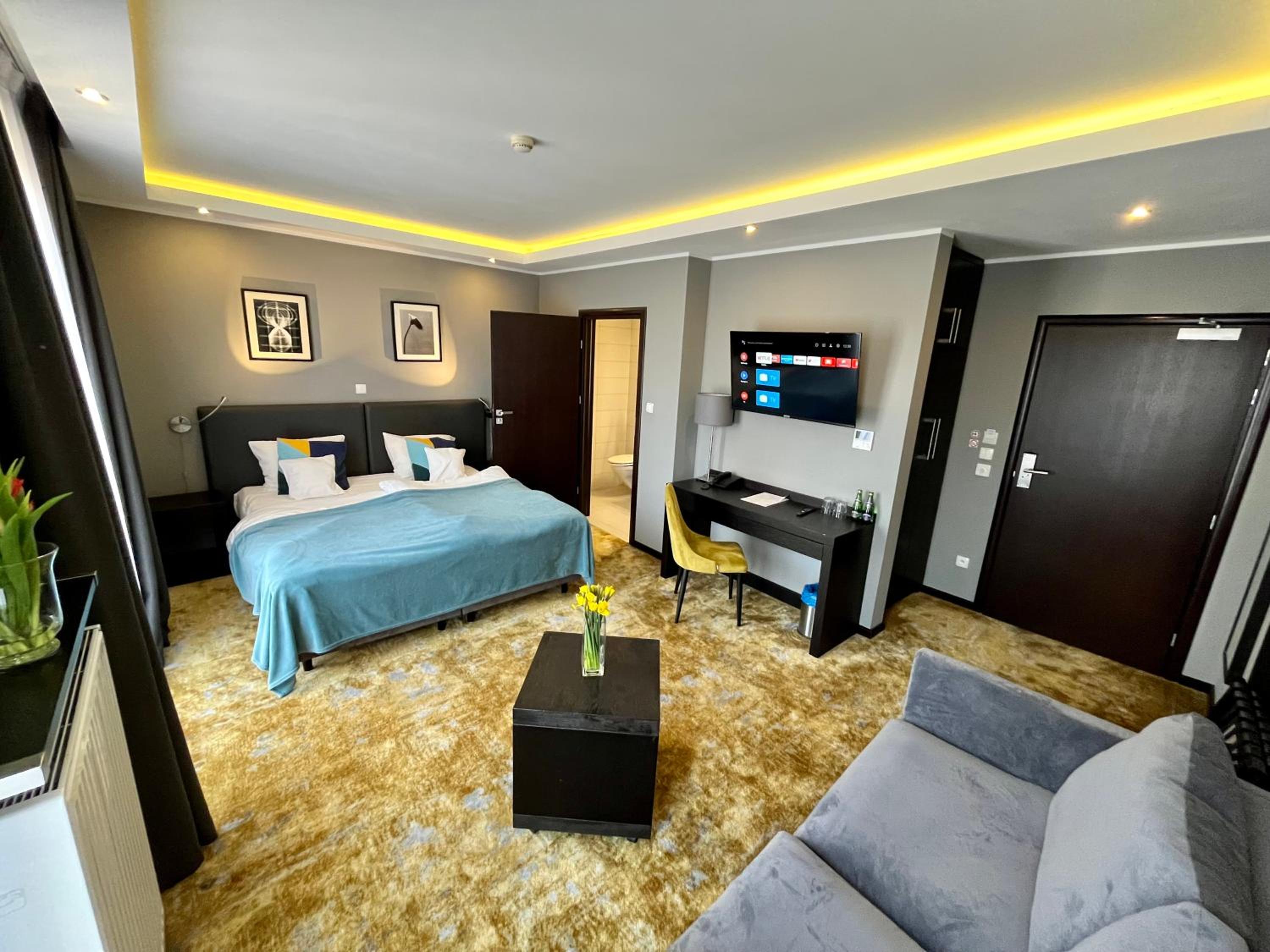 Superior Double or Twin Room photo 1