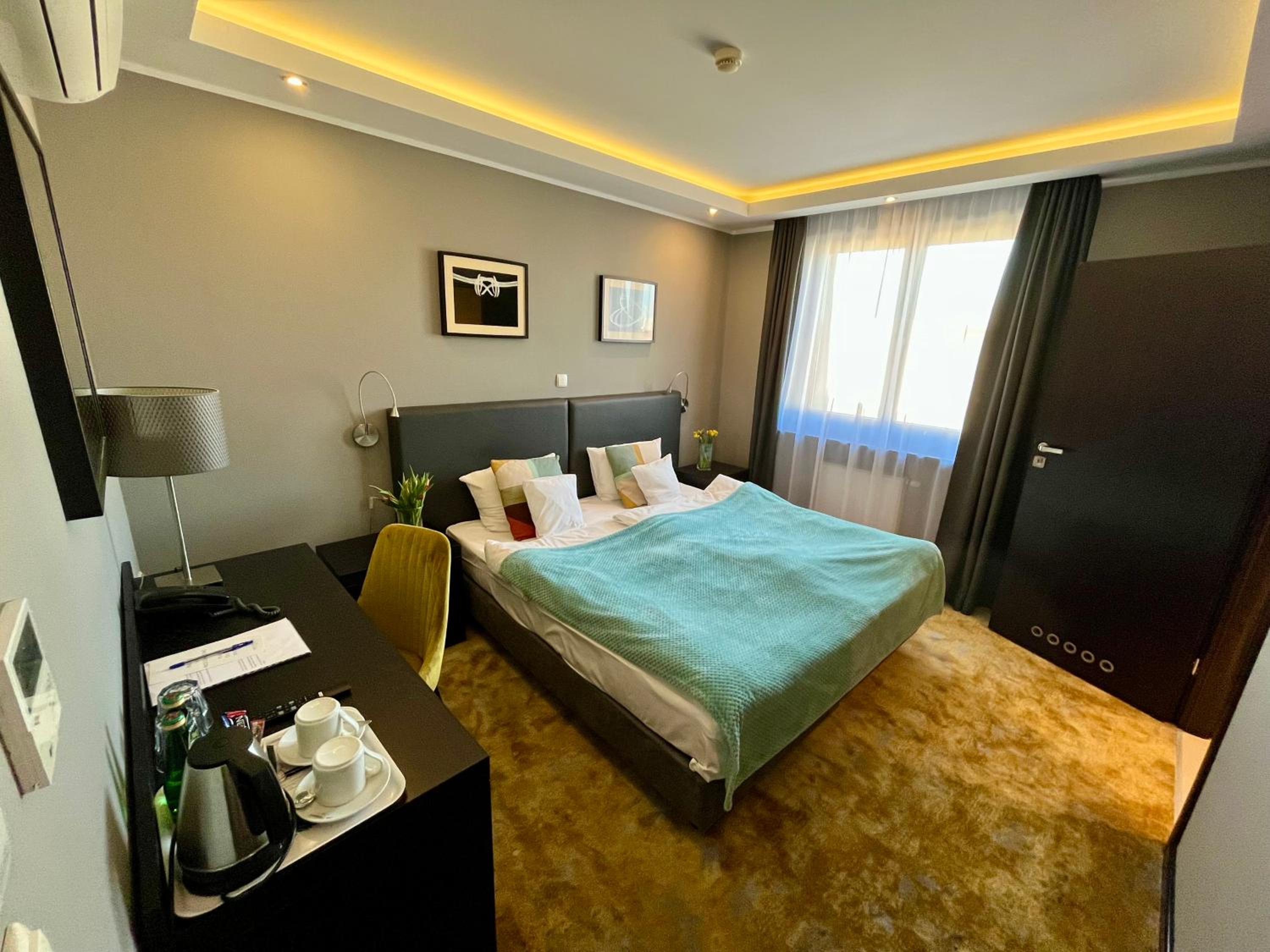 Standard Twin Room photo 3