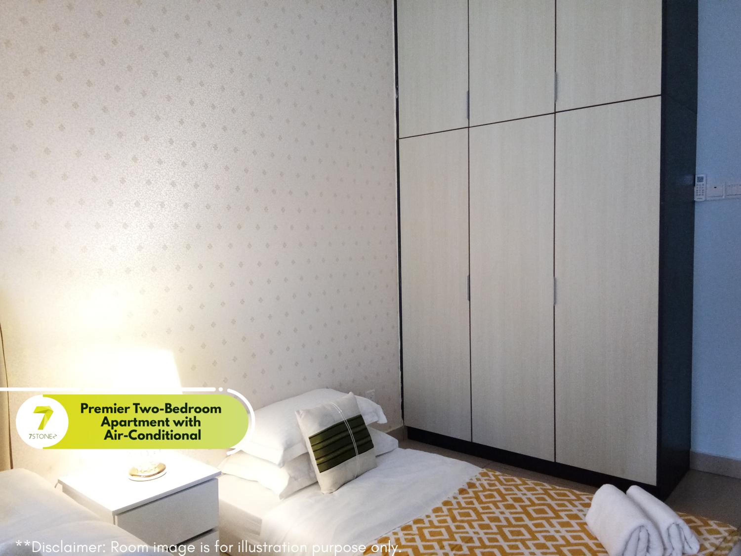 2-Bedroom Premium Suite with Balcony - Photo 5