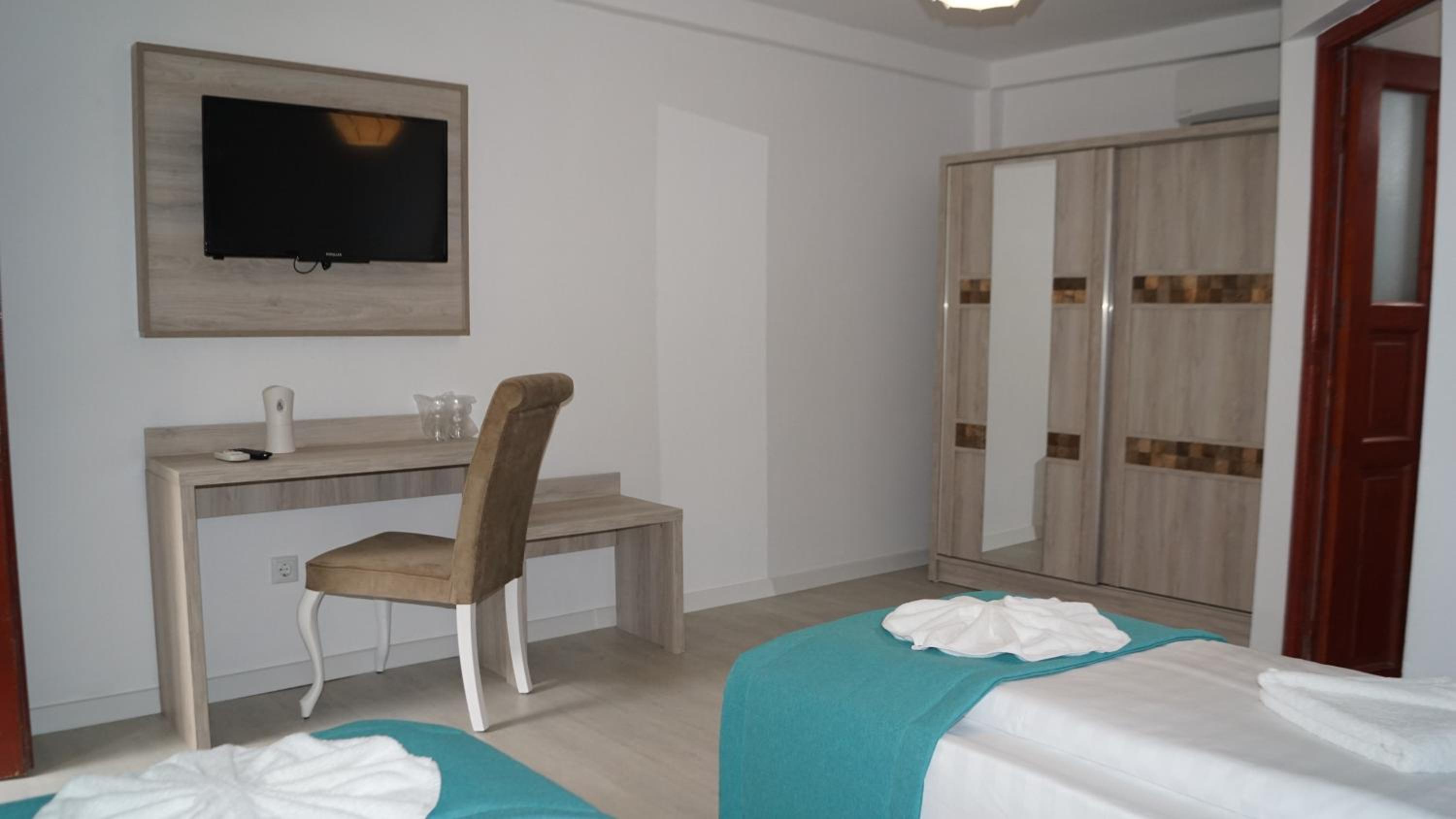 Double Room - Photo 1