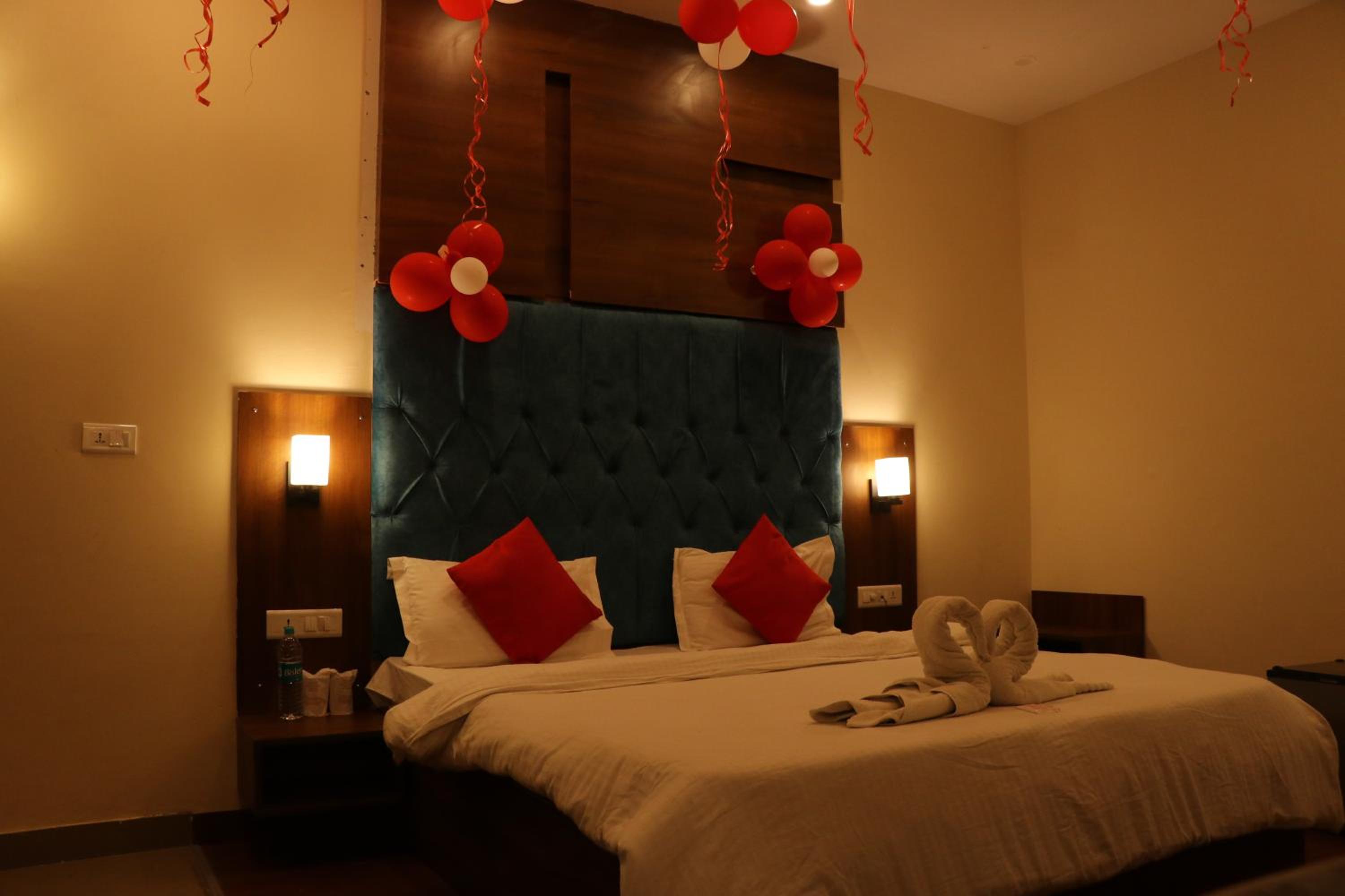 Superior King Room photo 2