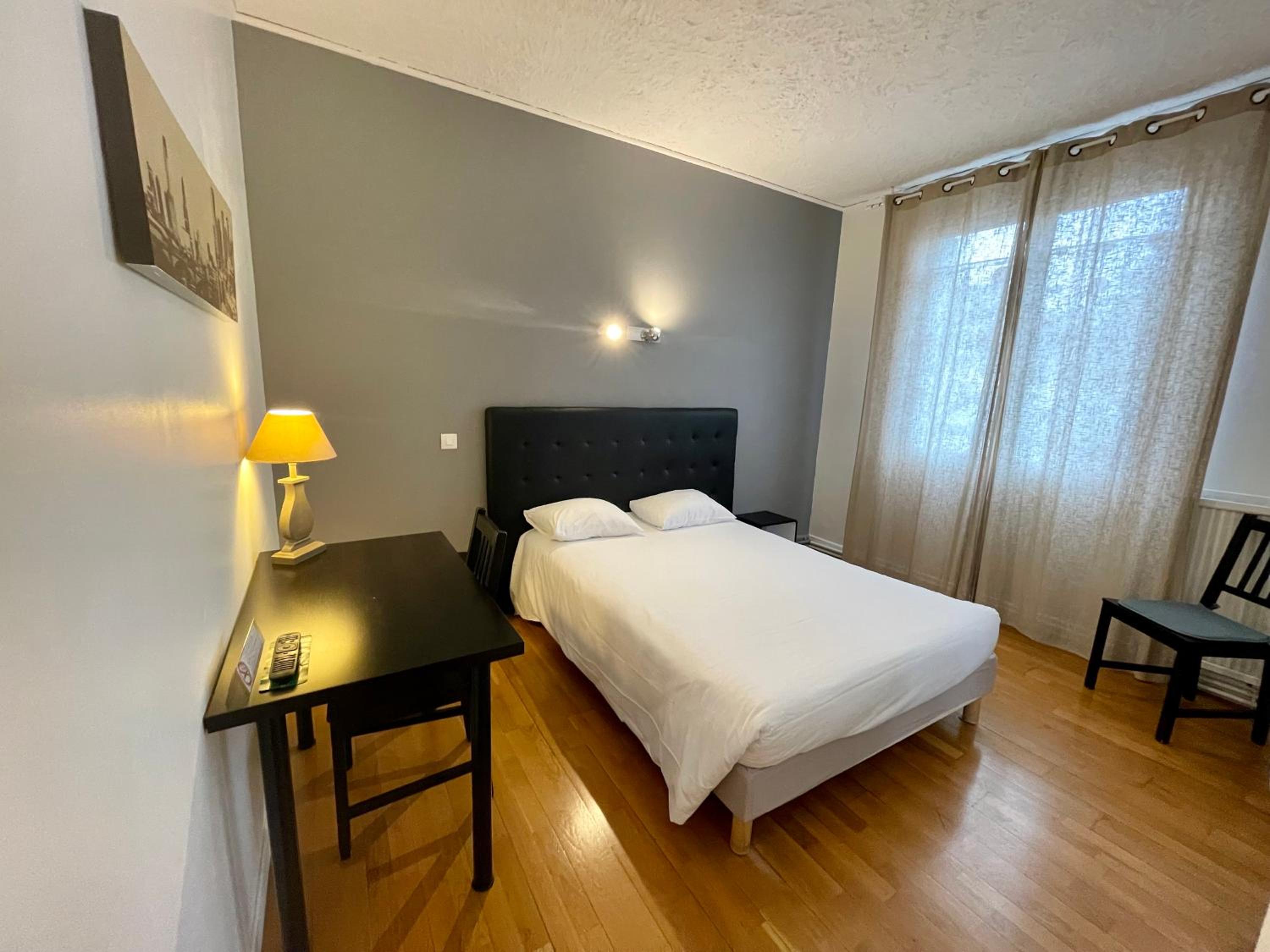 Superior Double Room - Photo 1