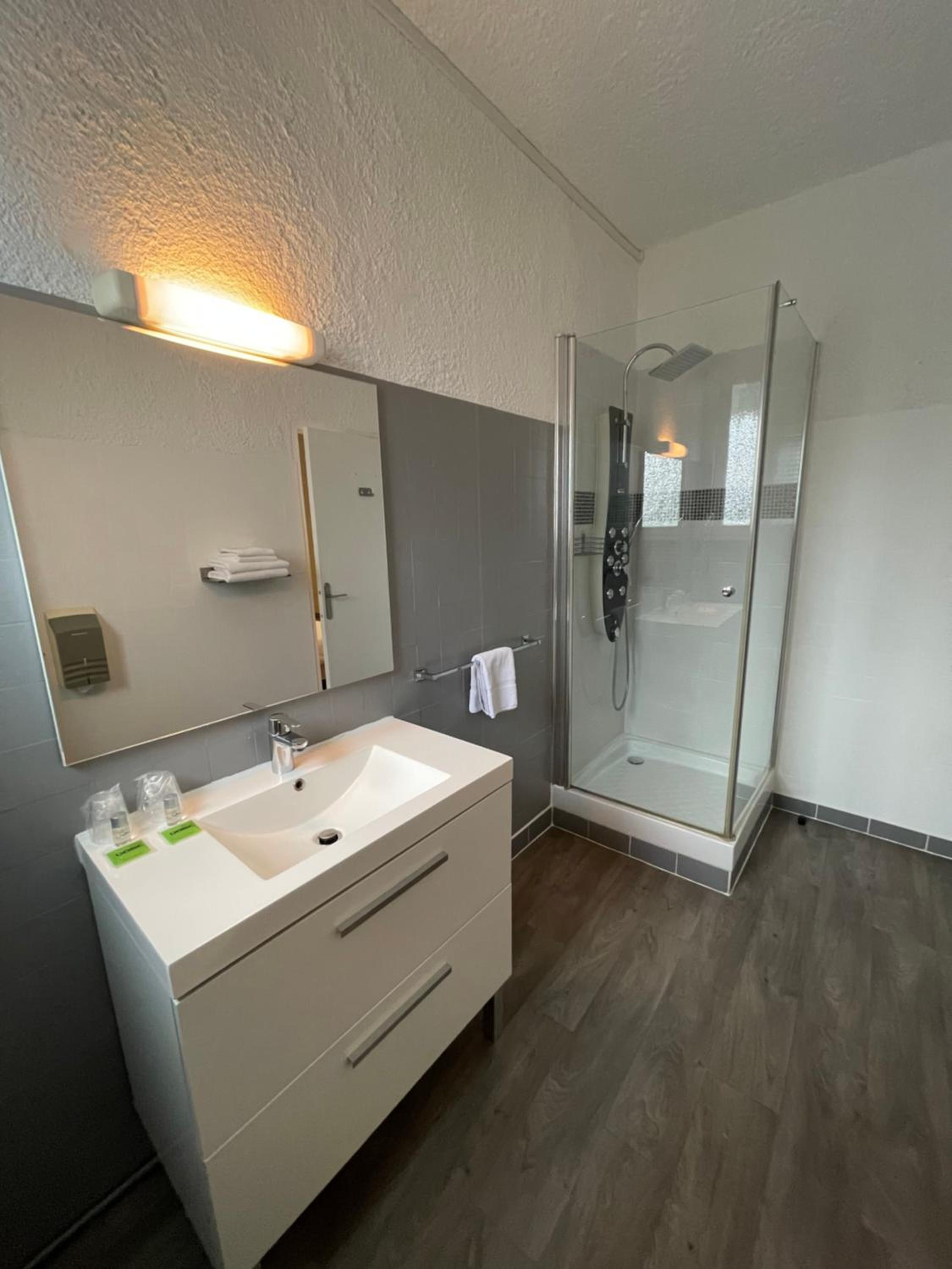 Superior Double Room - Photo 14