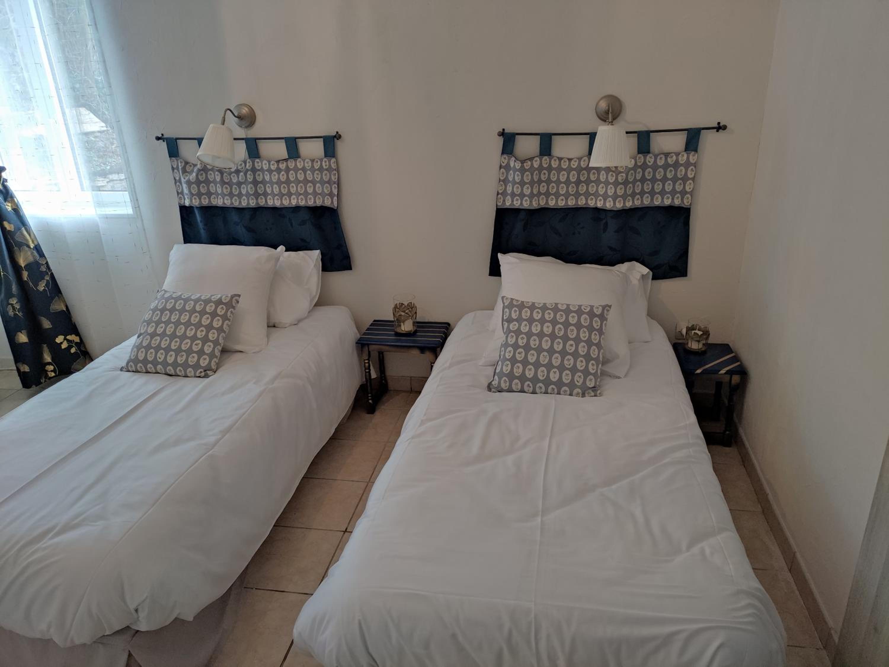 Twin Room with Garden View photo 3