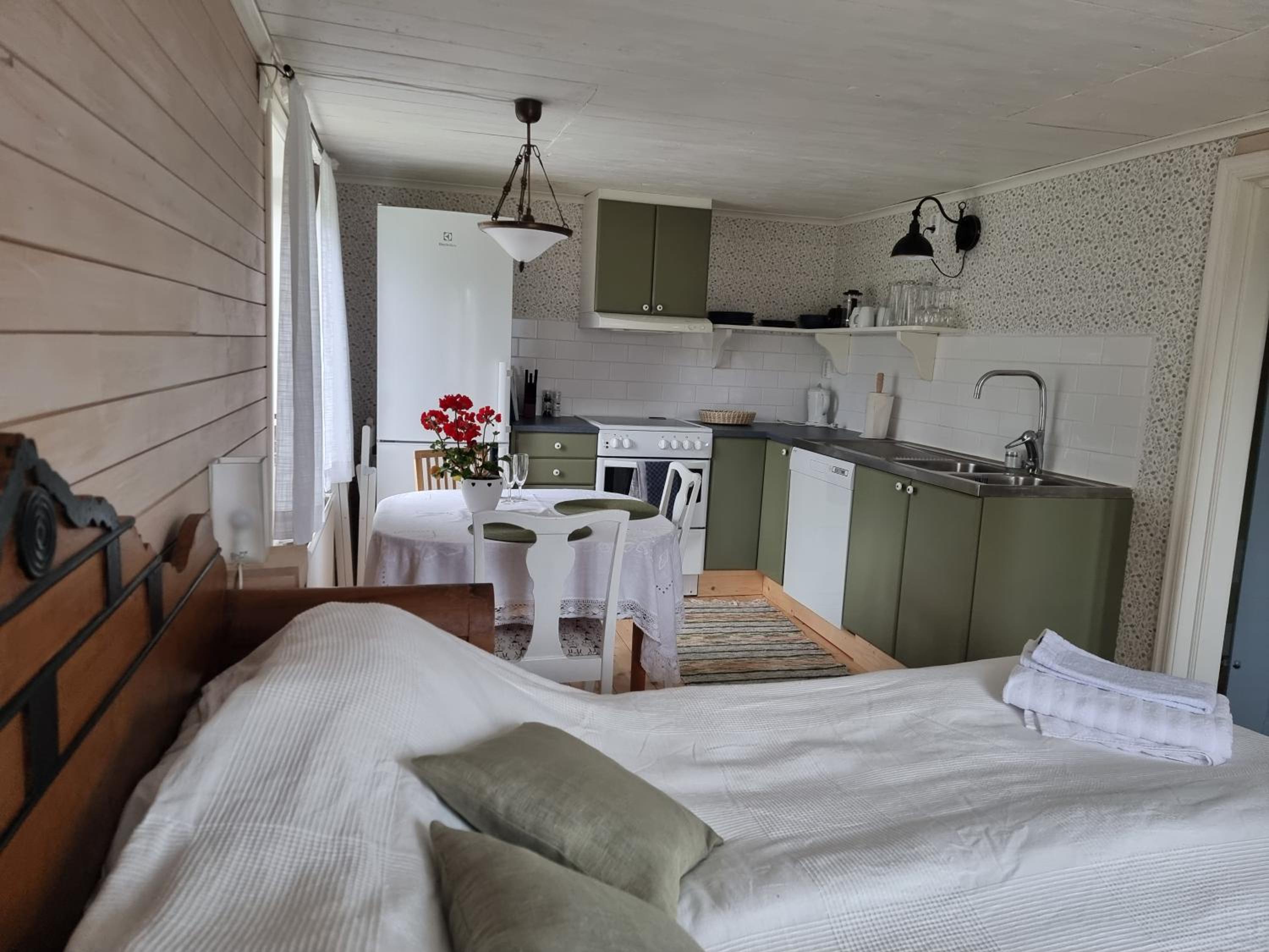 Double Room - Photo 4