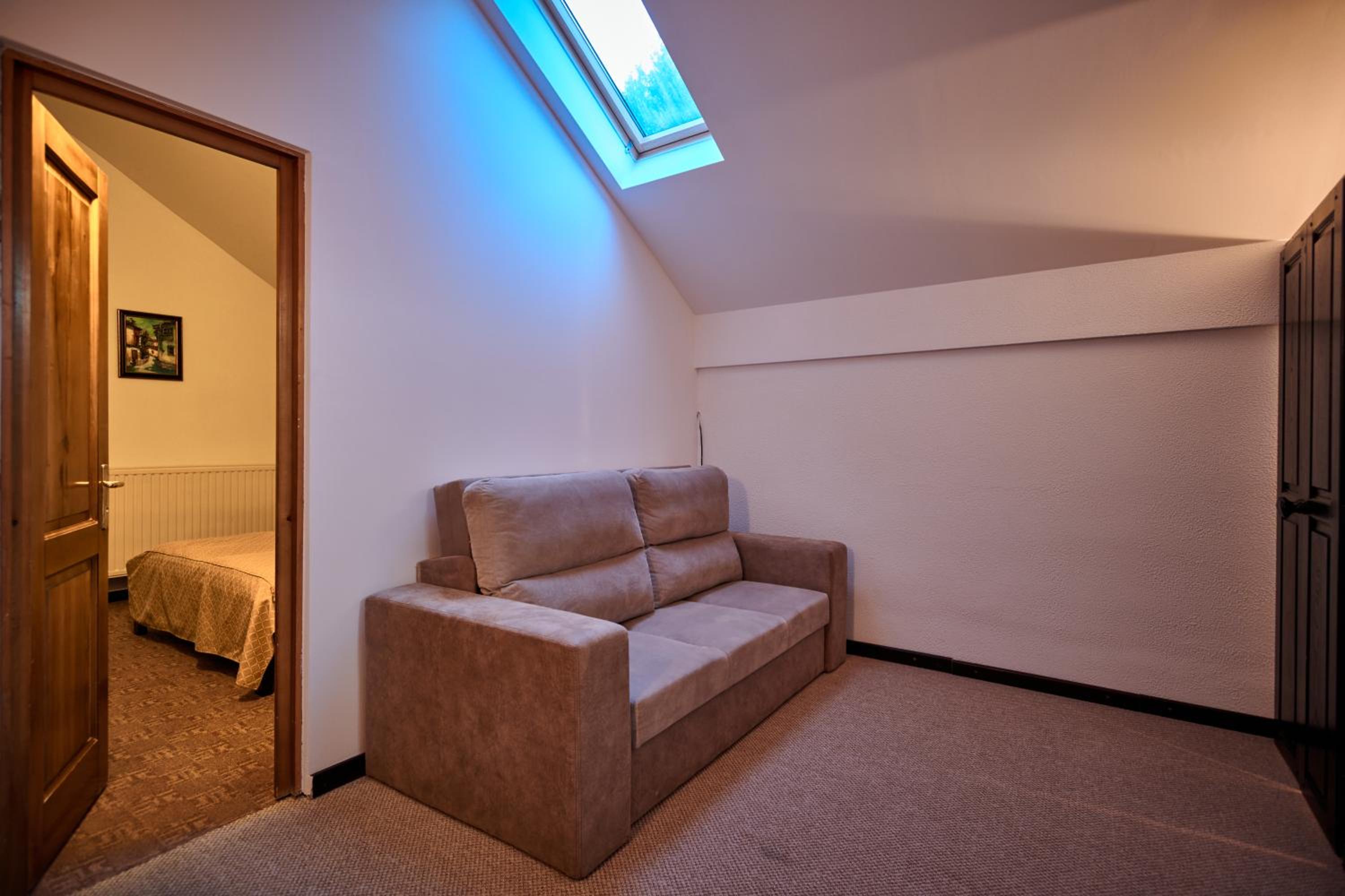 Suite photo 1