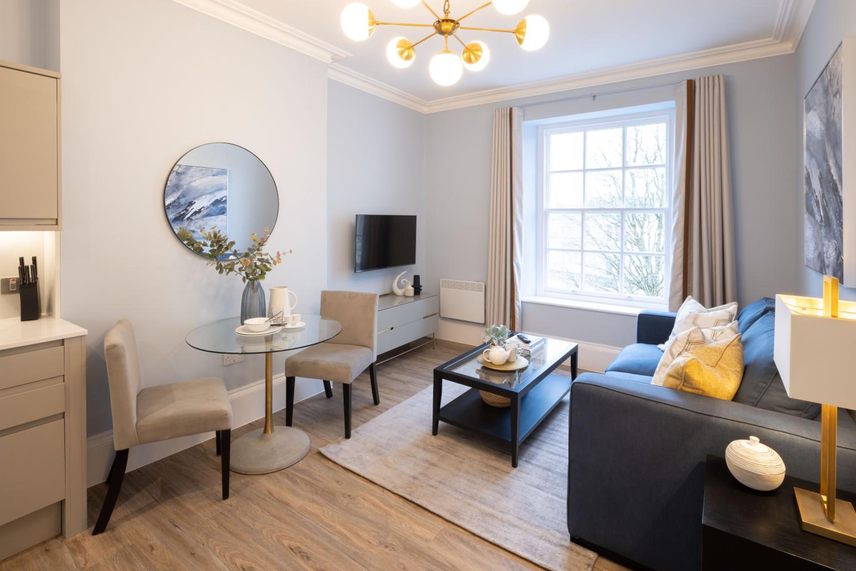 One-Bedroom Apartment - Photo 1