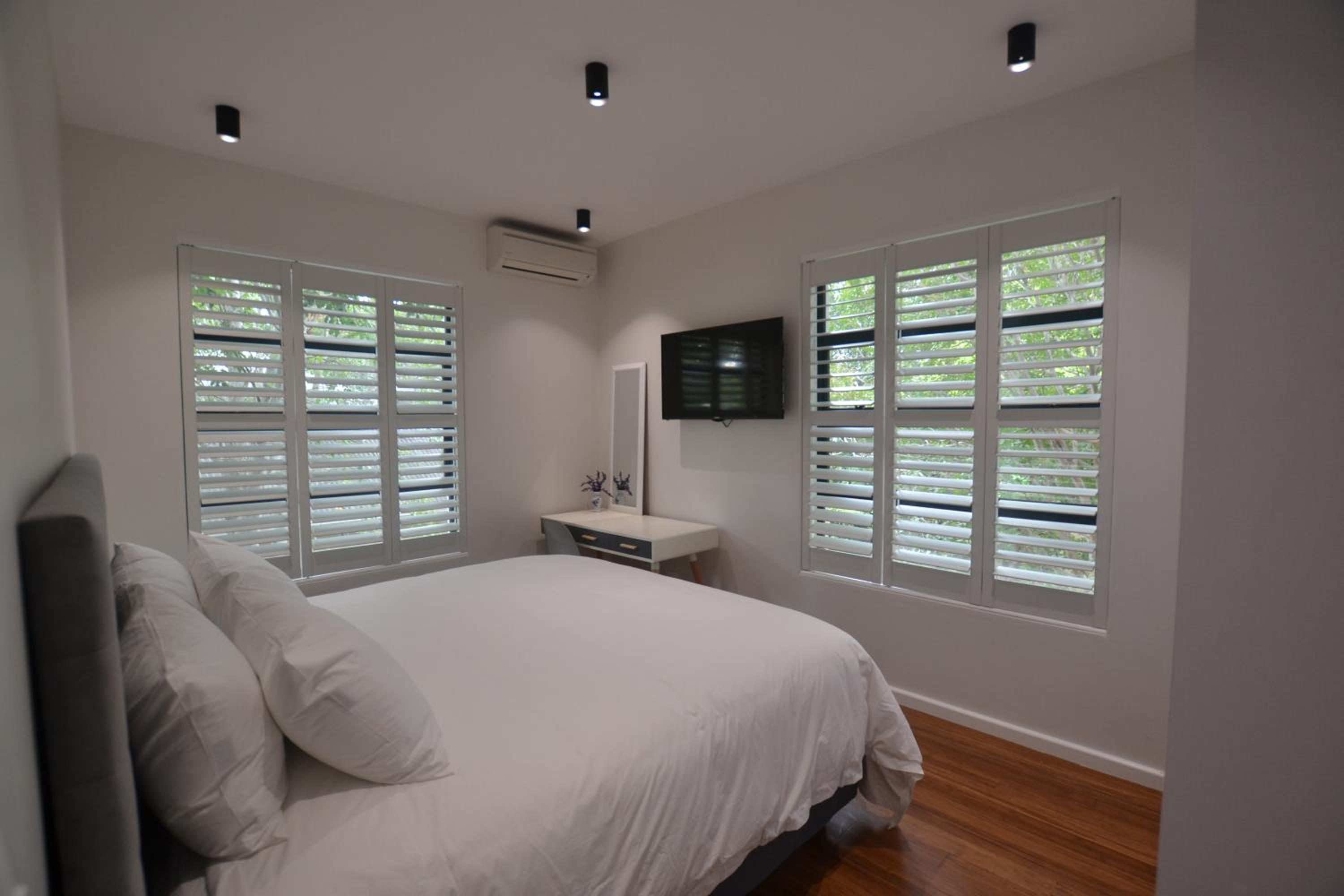 Deluxe King Room photo 1