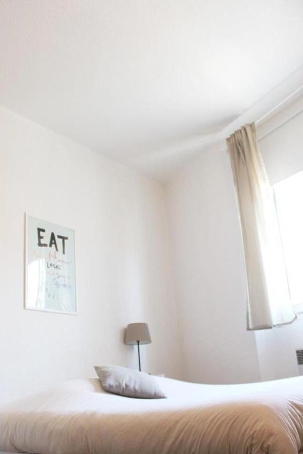 Studio Apartment - street view photo 1