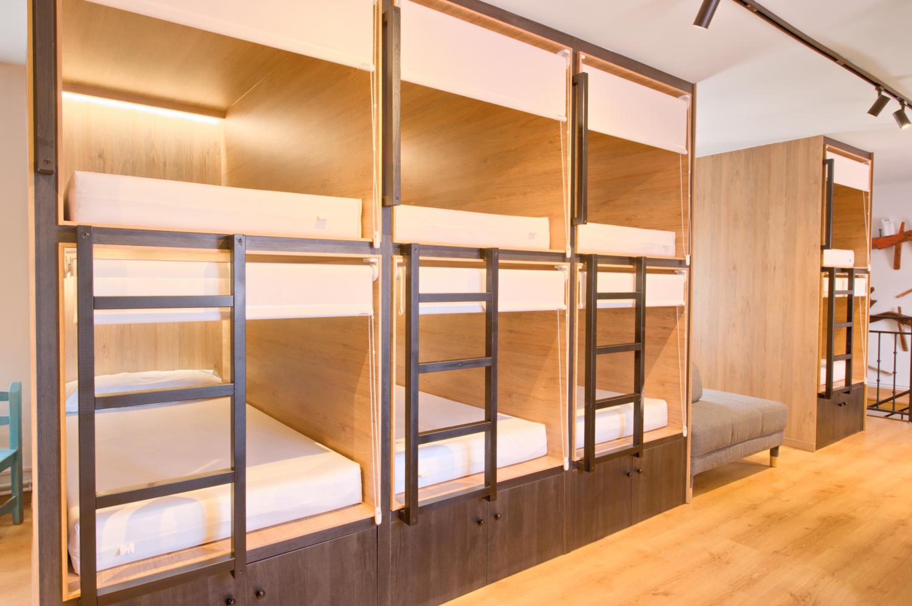 Single Bed in Mixed Dormitory Room photo 3