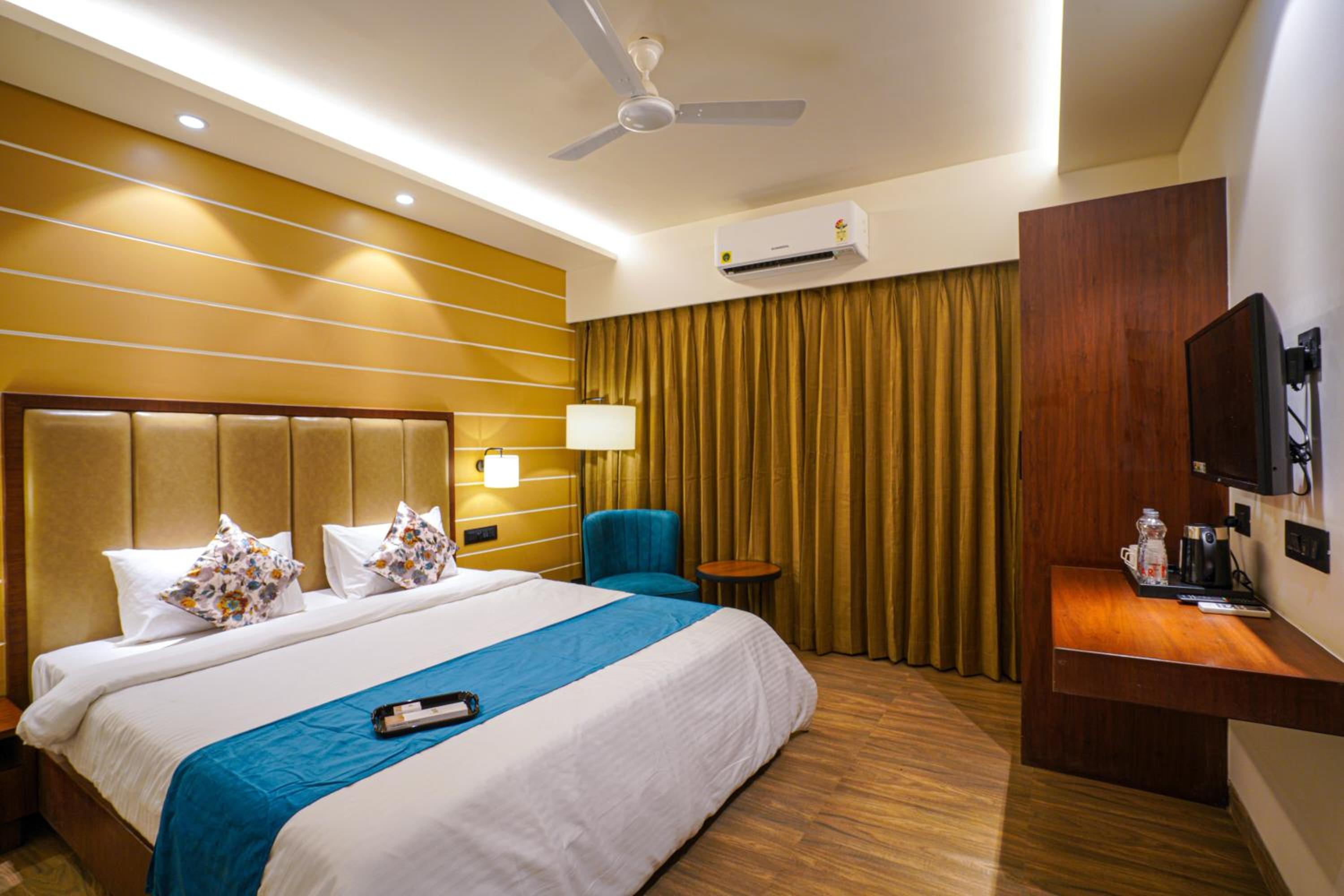 Deluxe Double Room - Photo 7