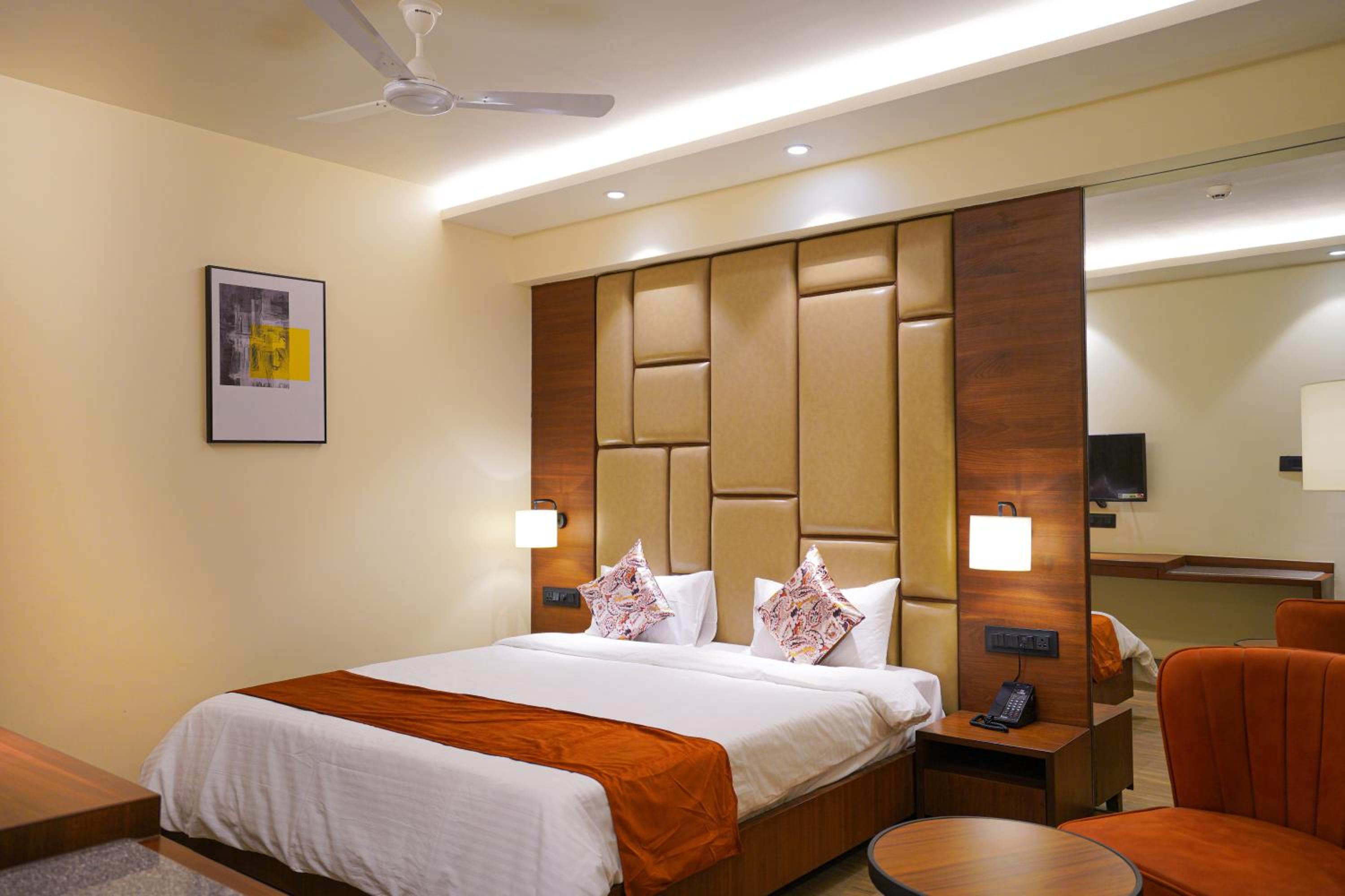 Large Double or Twin Room - Photo 17