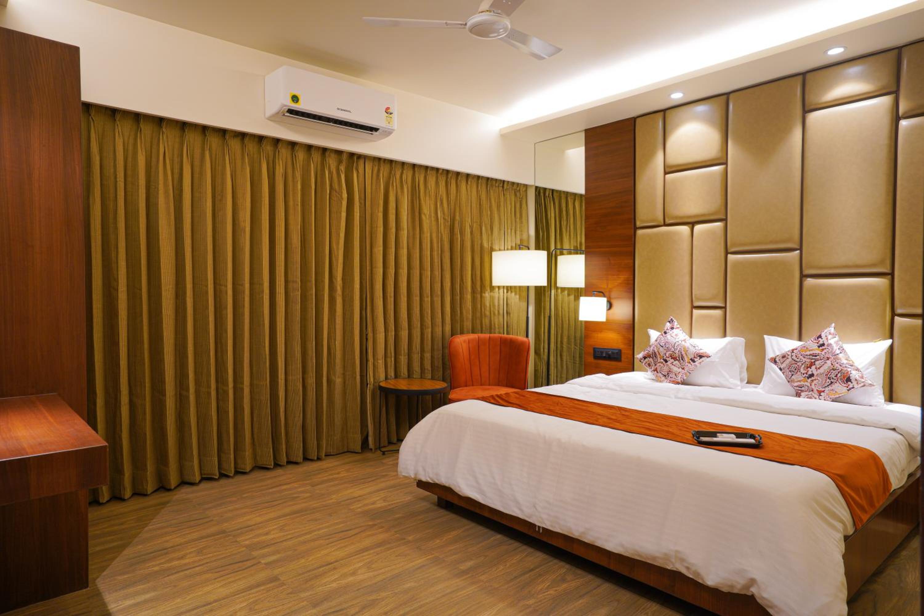 Large Double or Twin Room - Photo 20