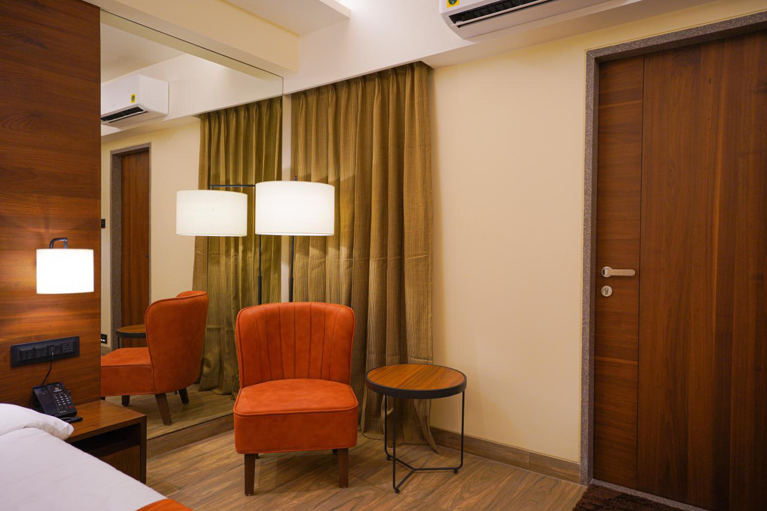 Large Double or Twin Room - Photo 19