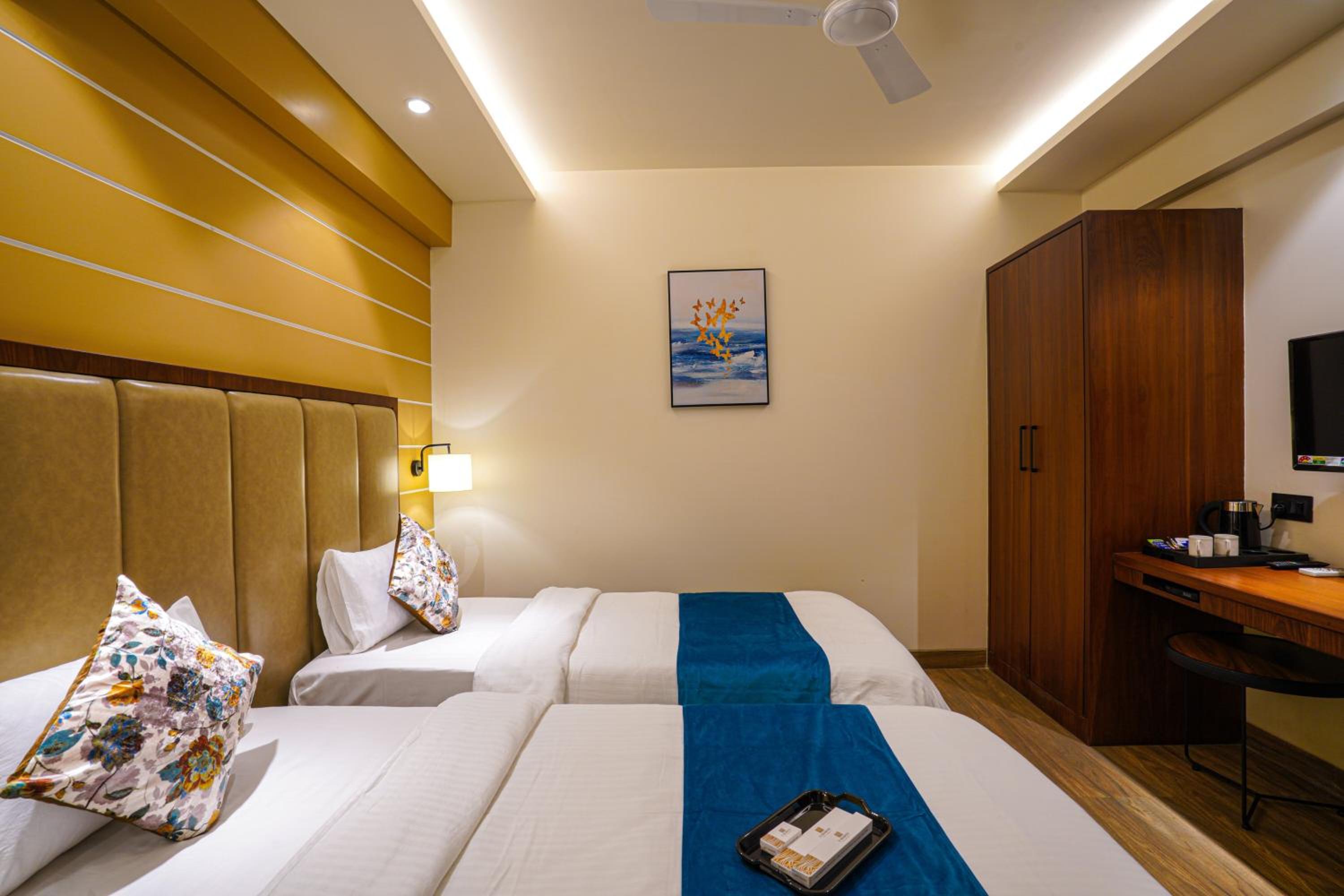 Superior Twin Room - Photo 7