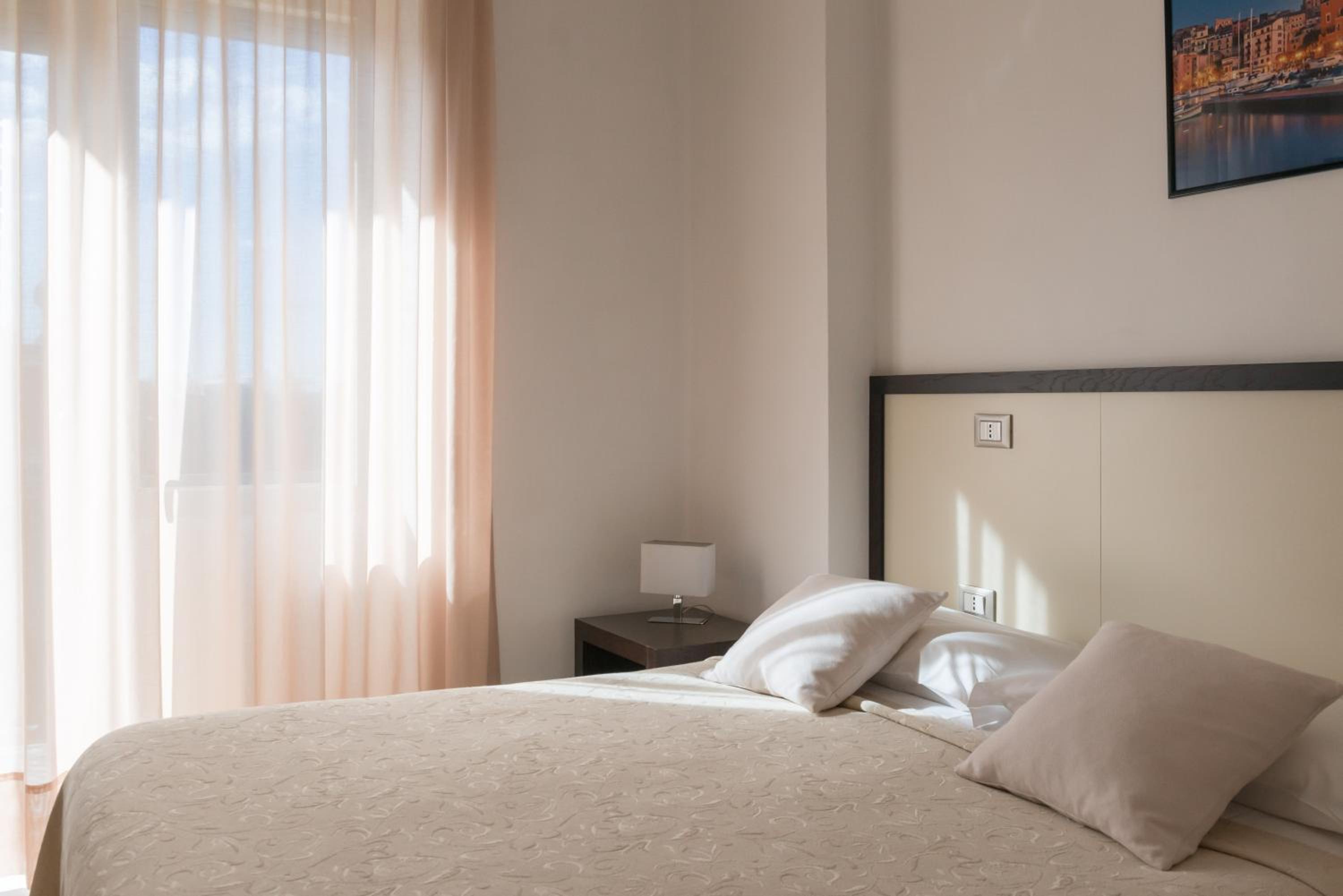Superior Triple Room with Balcony - Photo 1