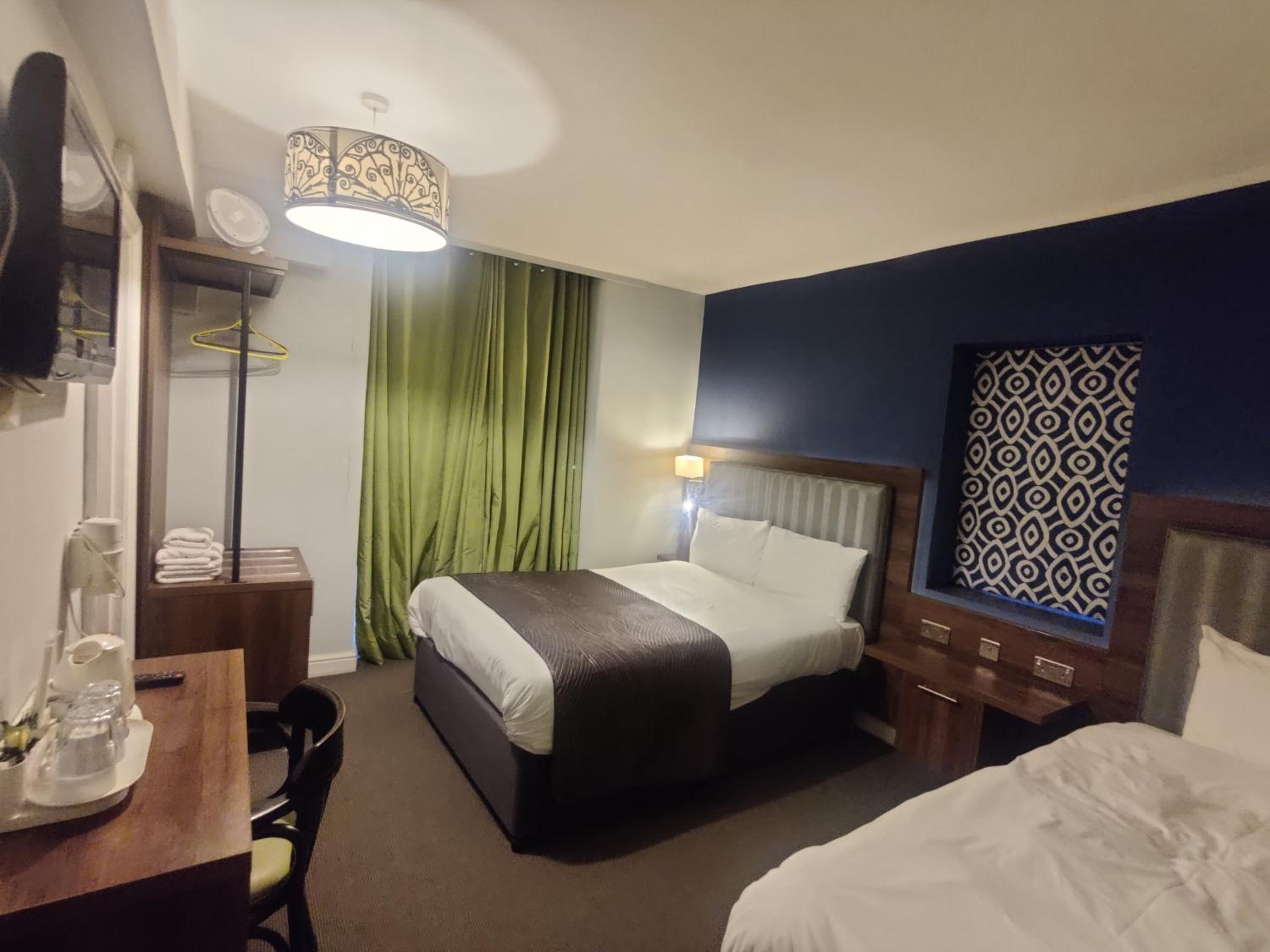 Standard Triple Room photo 2