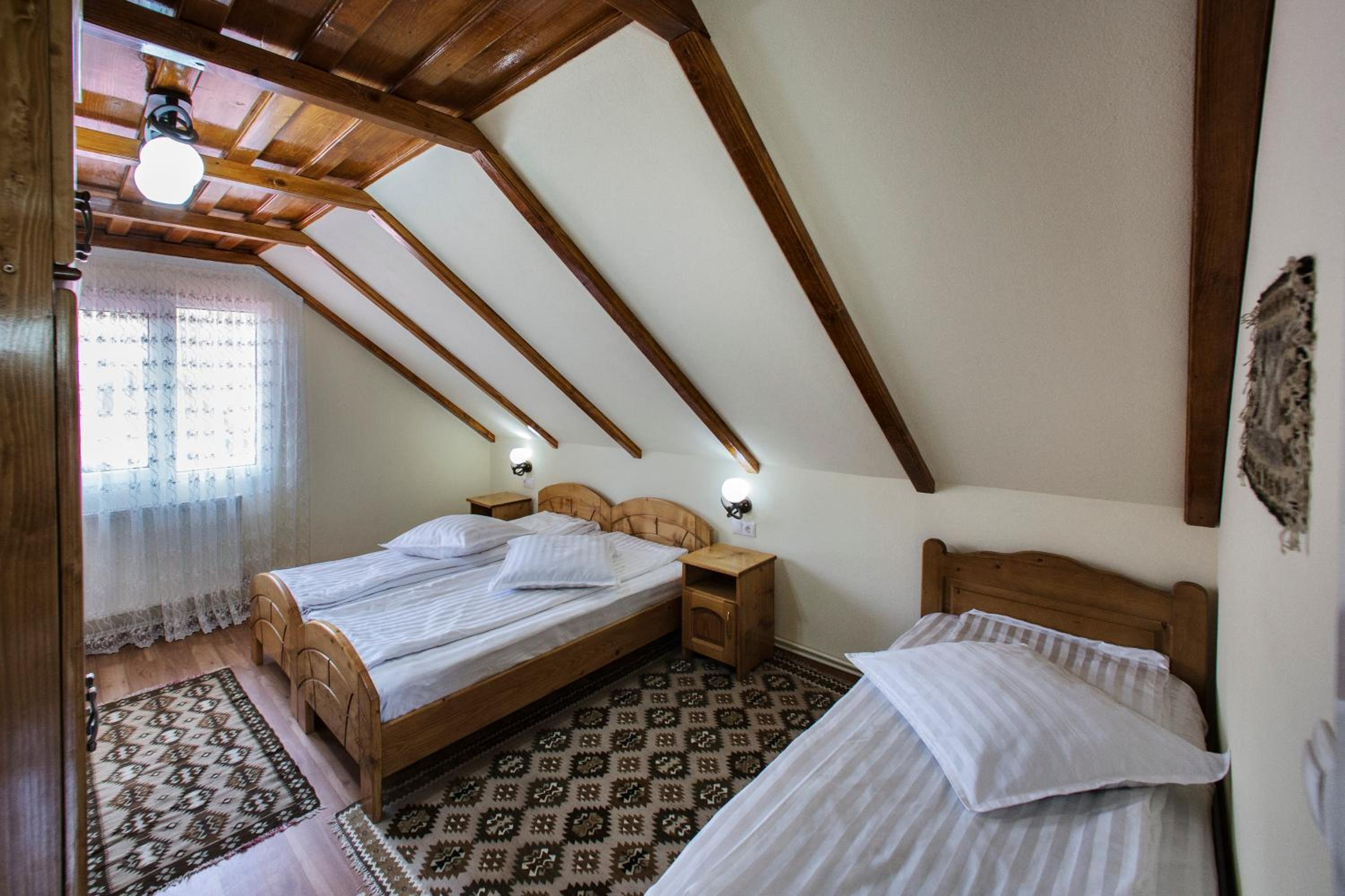 Triple Room with Private Bathroom photo 1