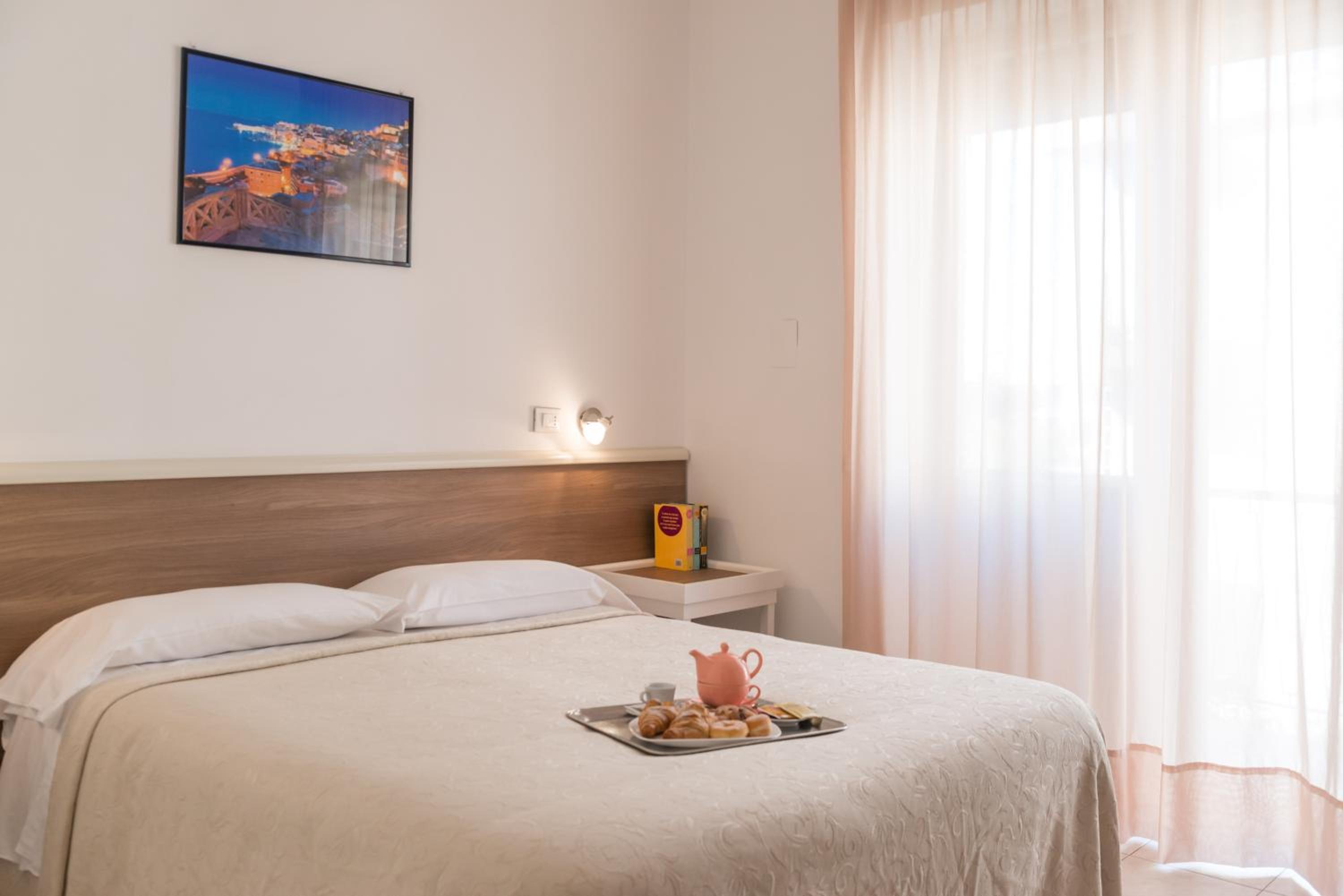 Superior Double Room With Balcony - Photo 2