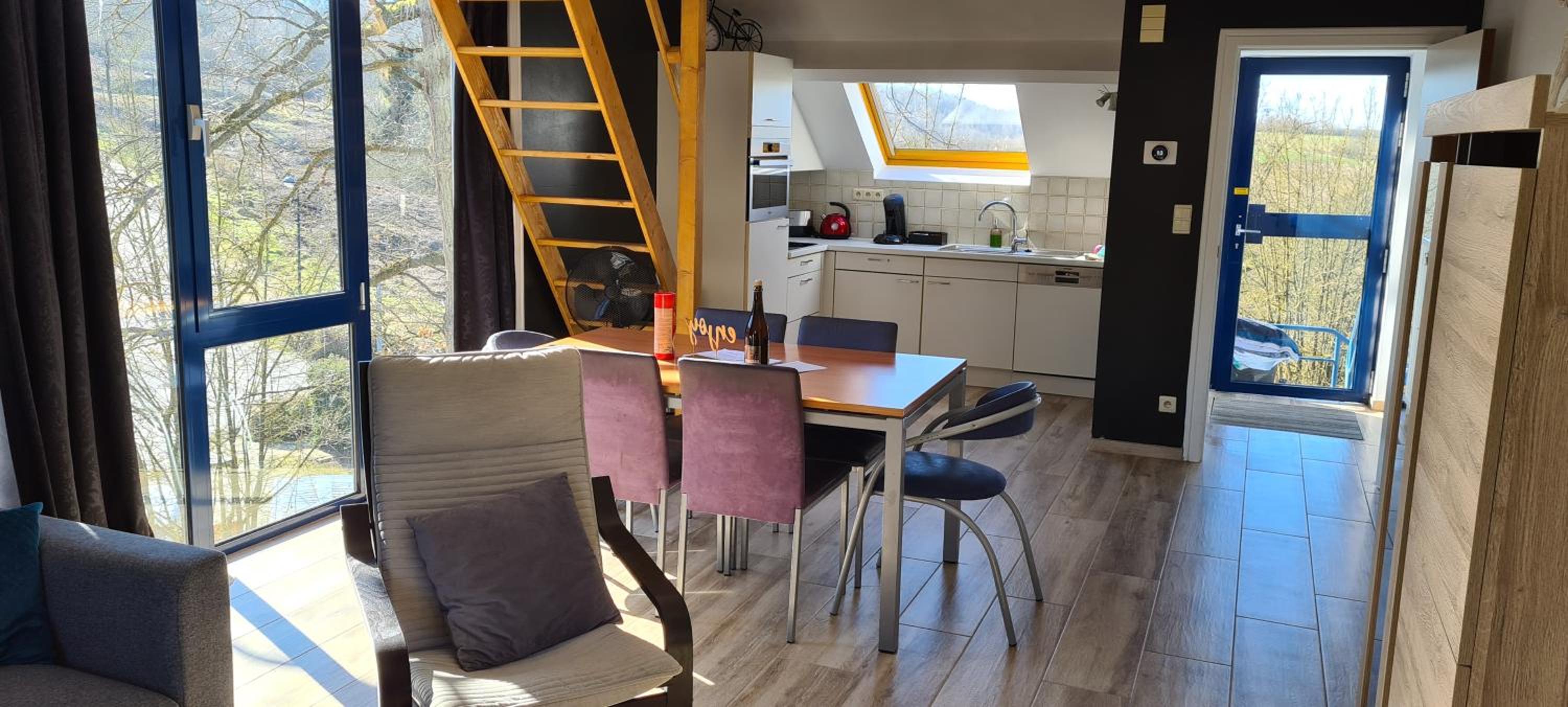 Two-Bedroom Apartment - Photo 31