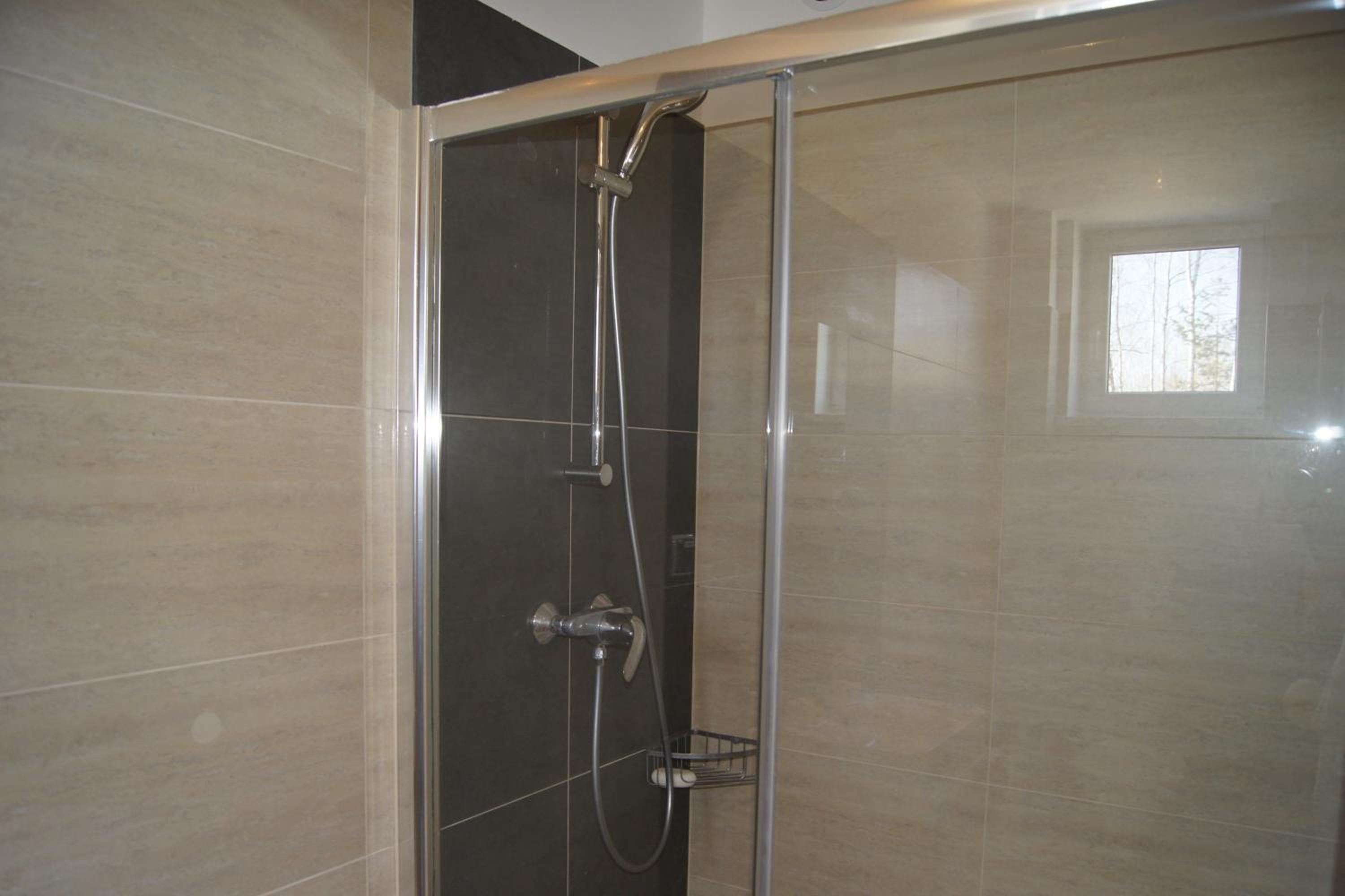 Classic Quadruple Room - Photo 5