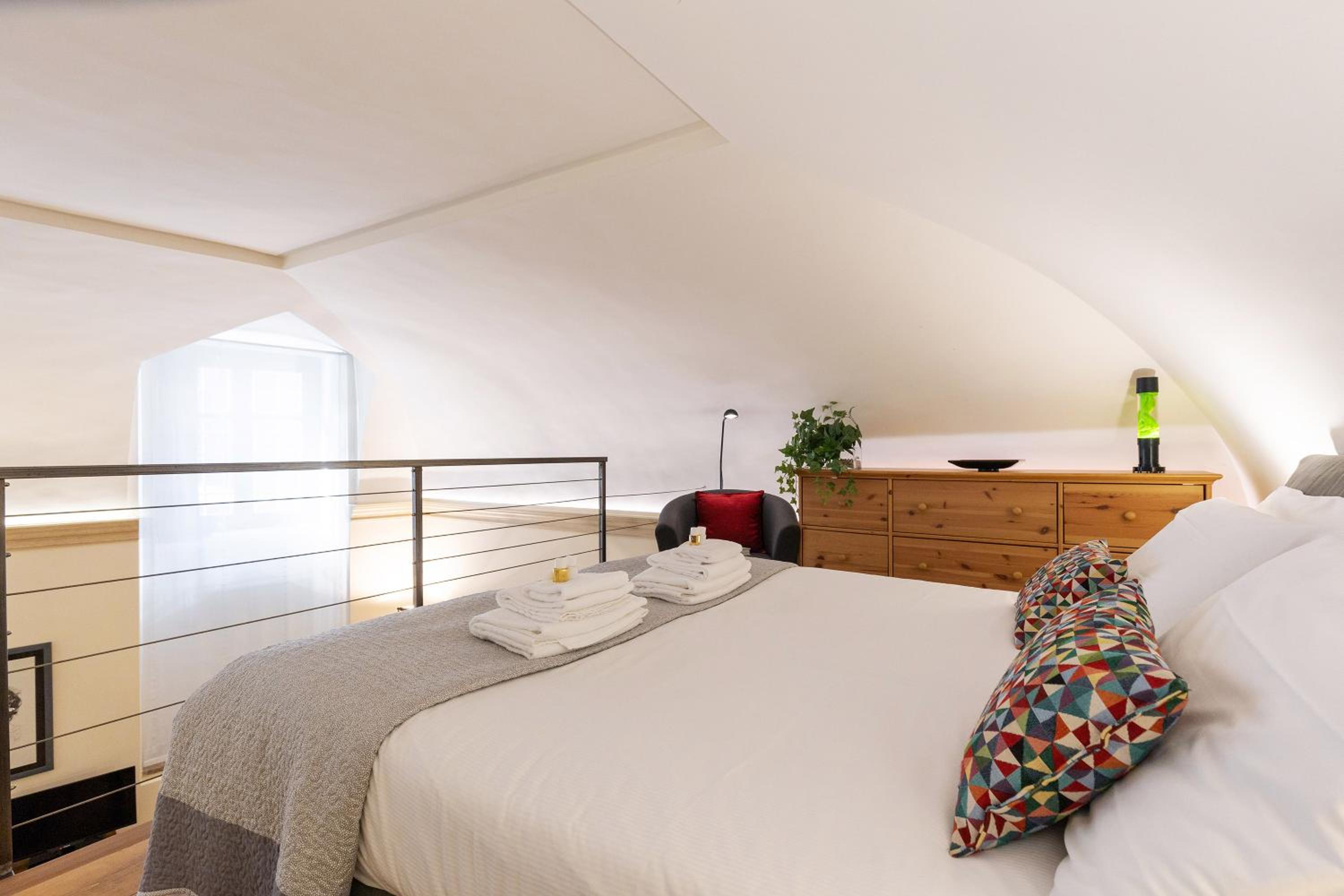 Apartment - Split Level