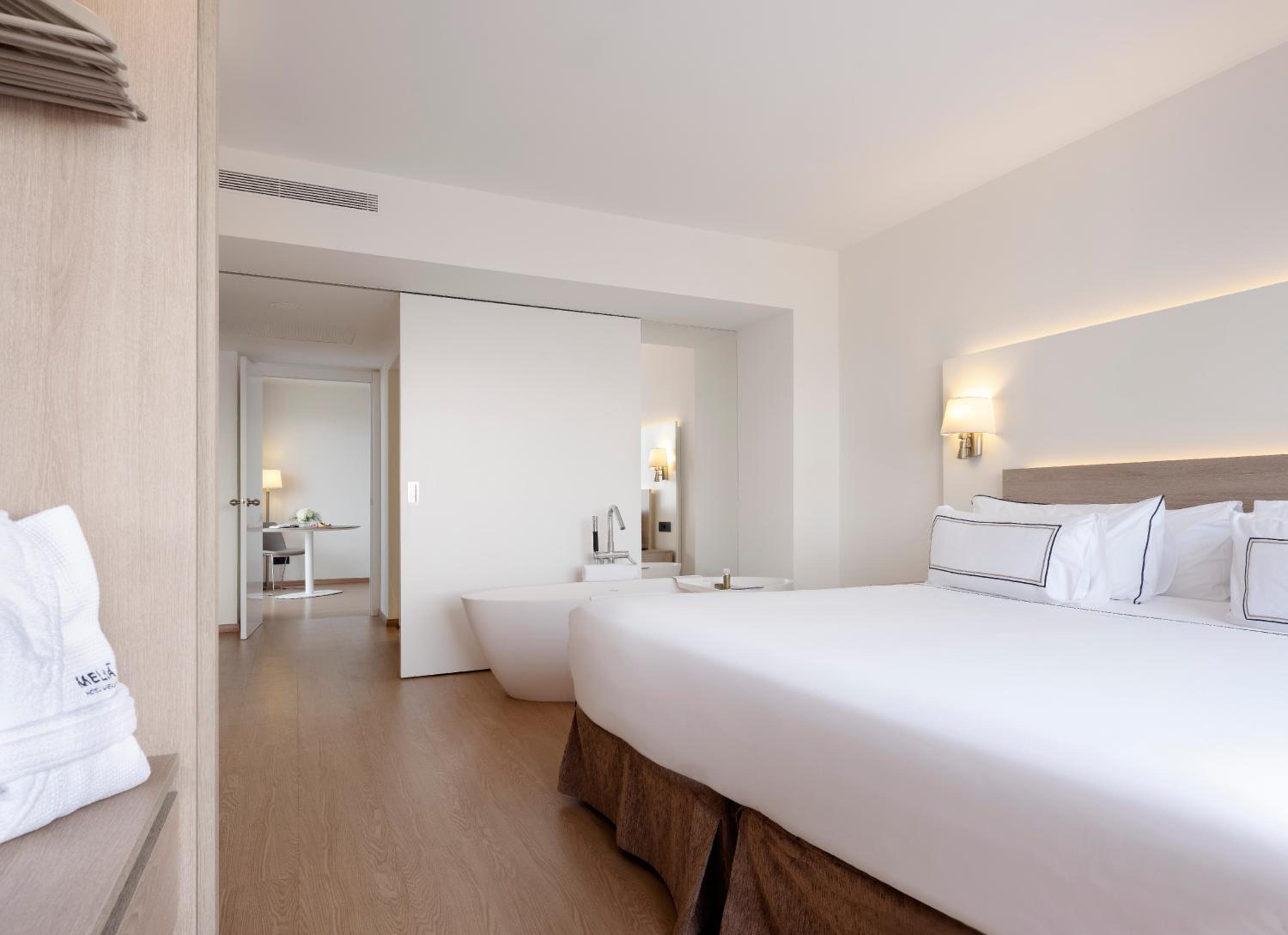 Junior Suite - Photo 13