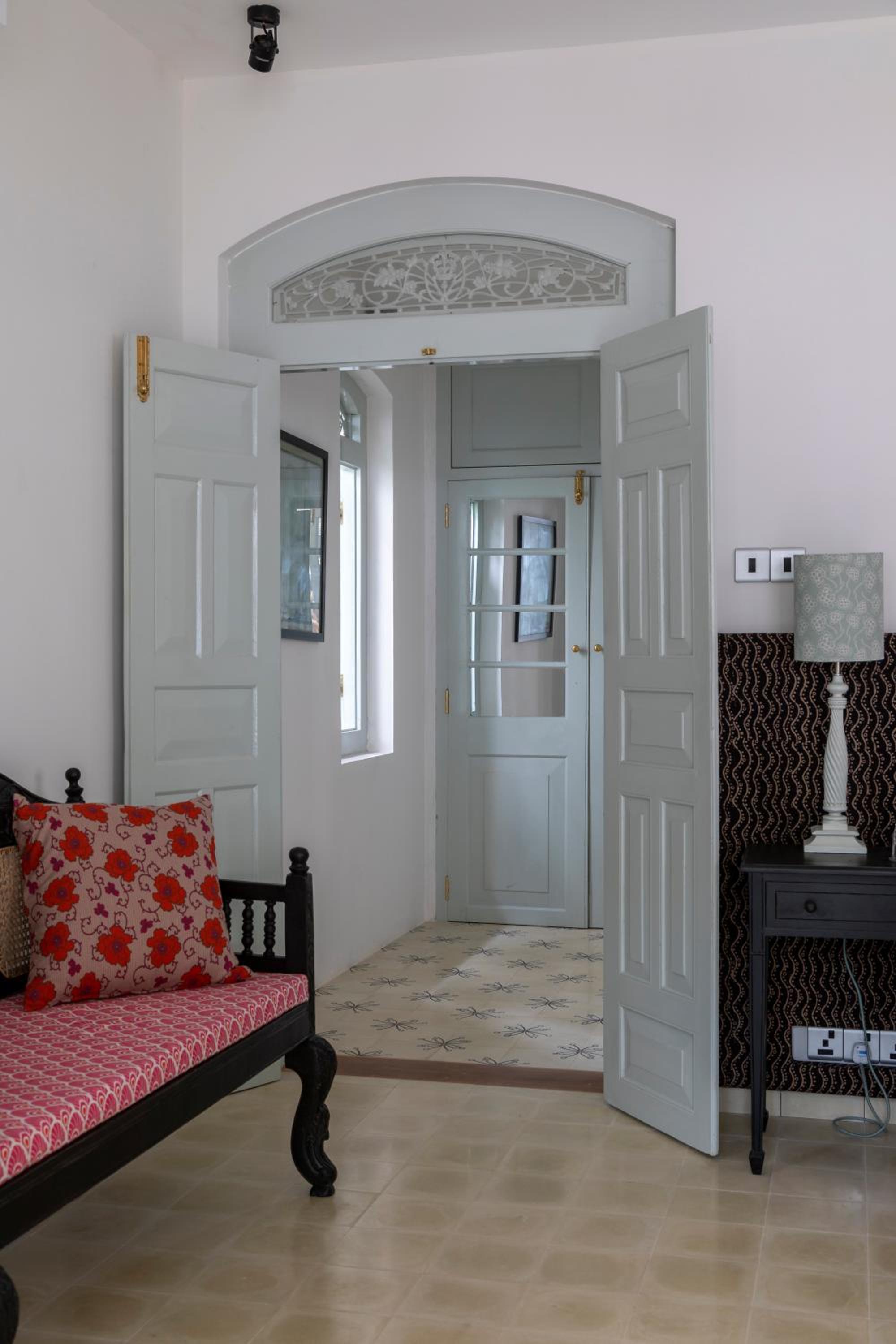 Standard Double Room - Photo 8