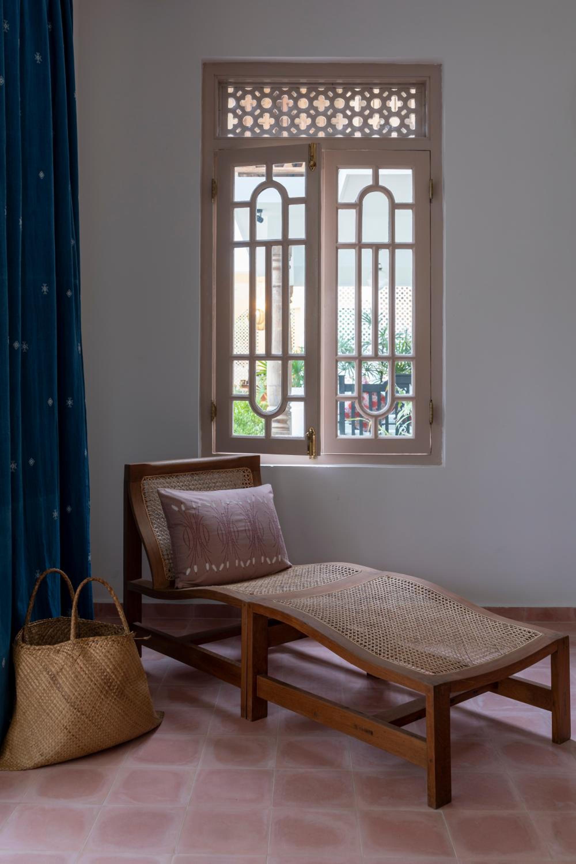 Standard Double Room - Photo 7
