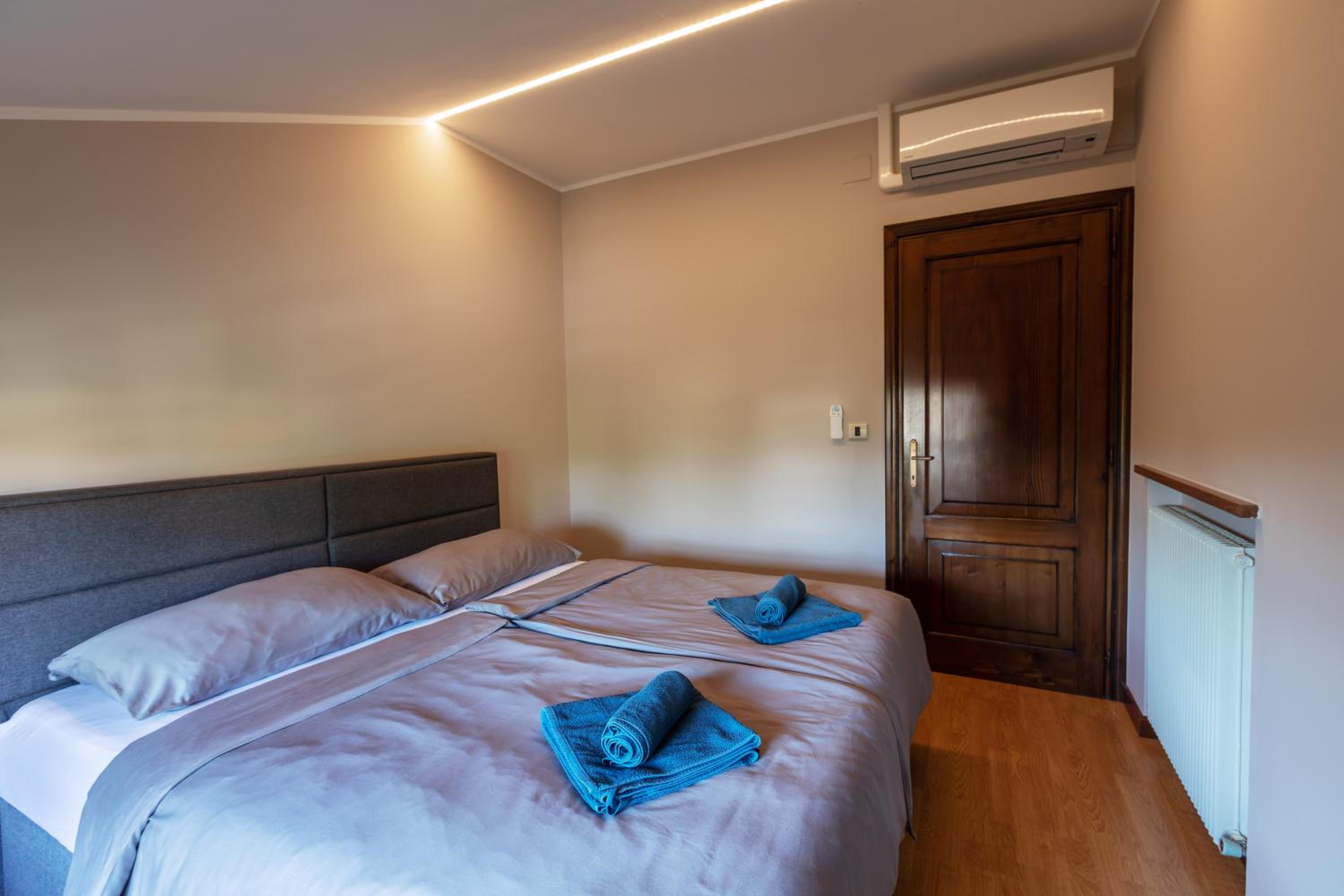 Two Bedroom House  photo 3