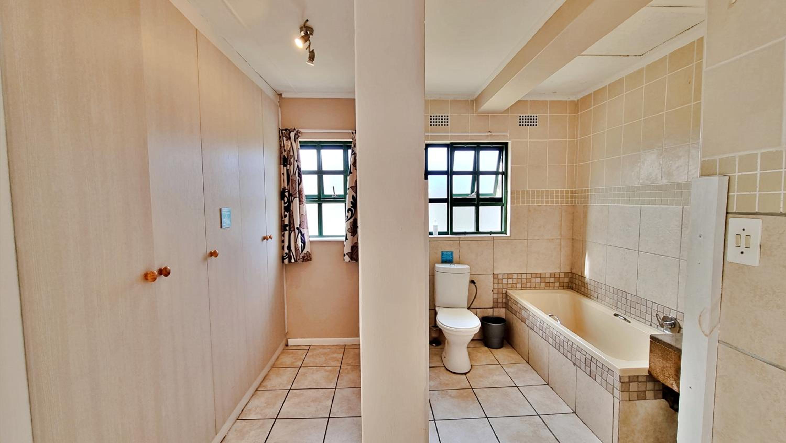 Apartment - Photo 6