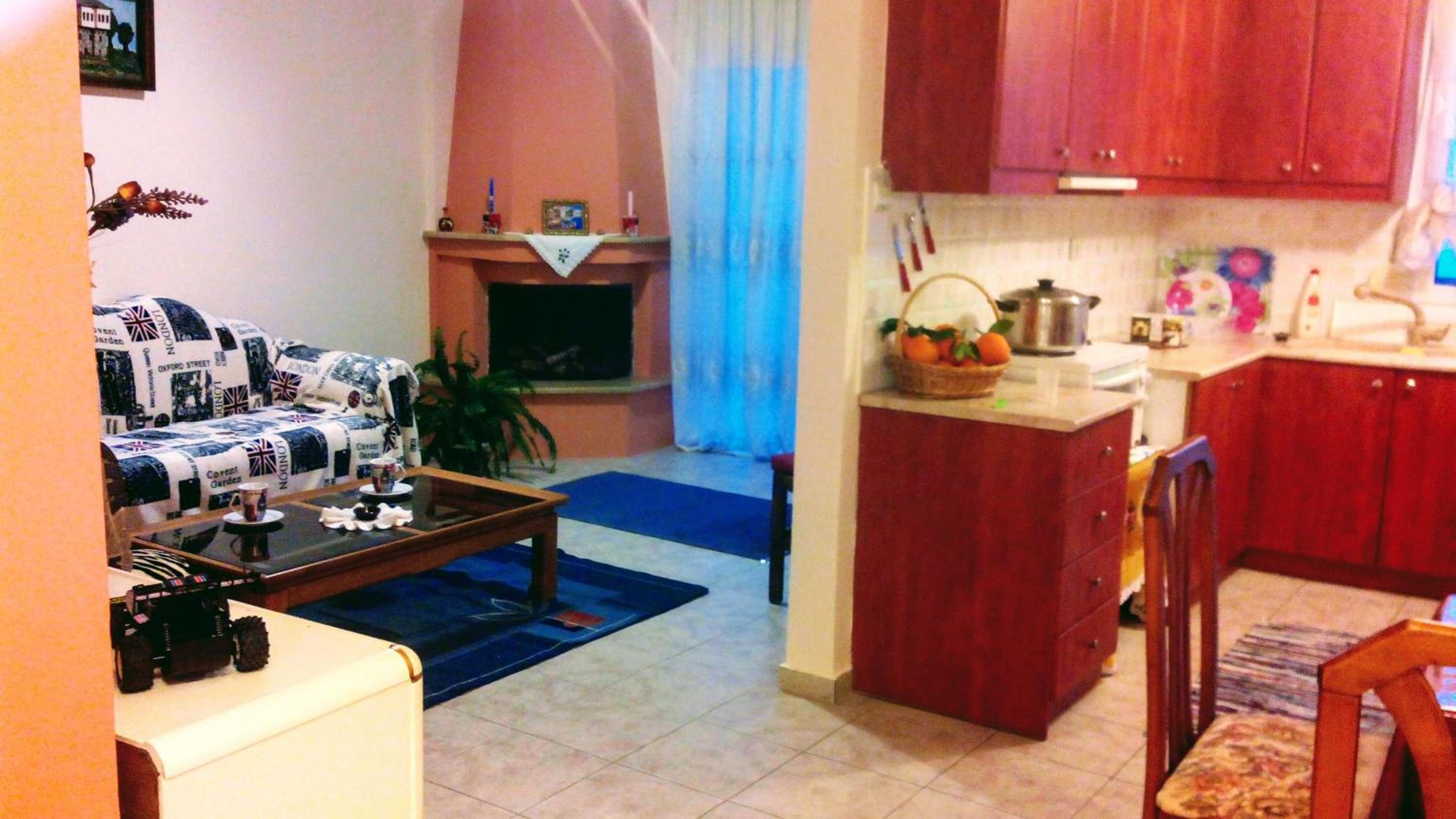 One-Bedroom Apartment - Photo 5
