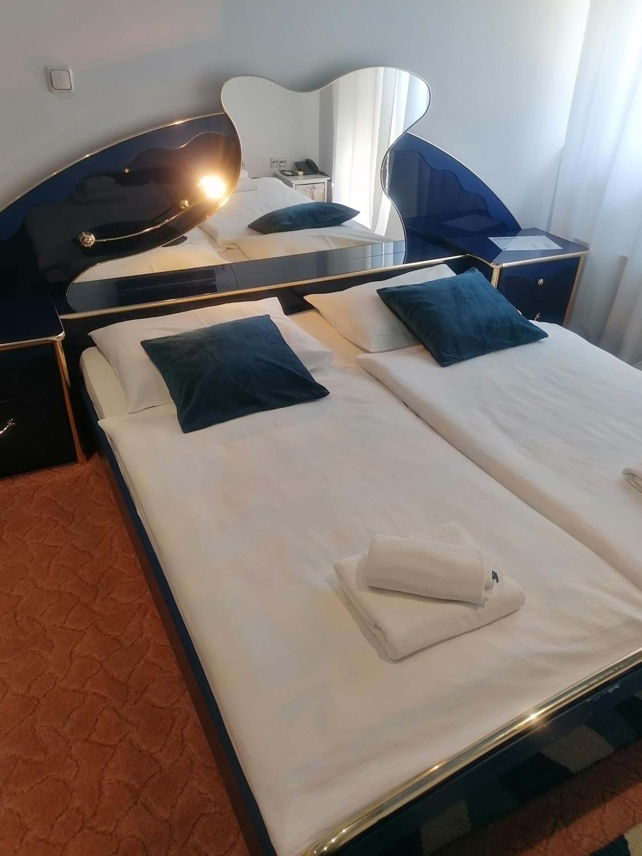 Double Room with Balcony - Photo 1