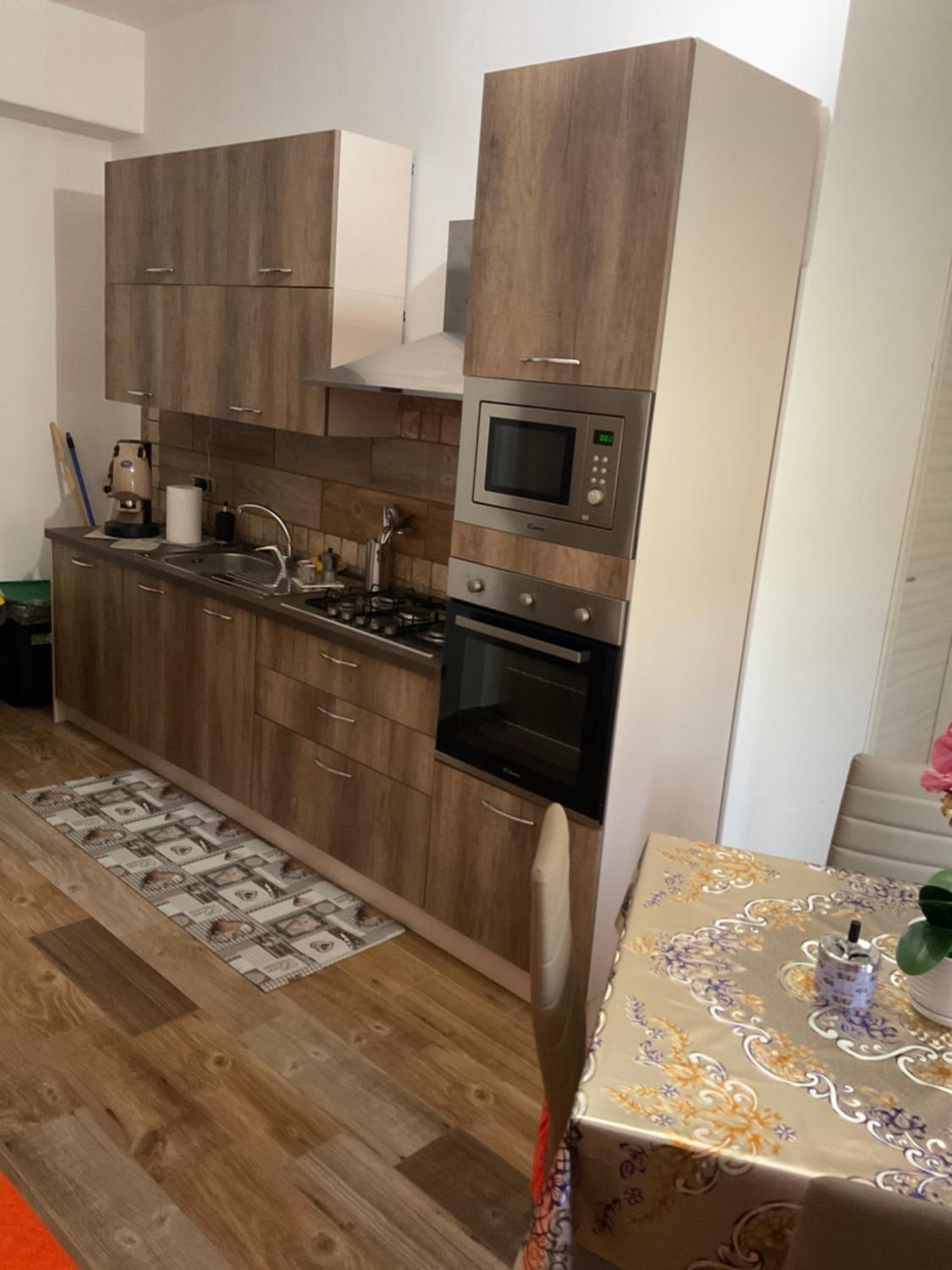 Large Double Room - Photo 16