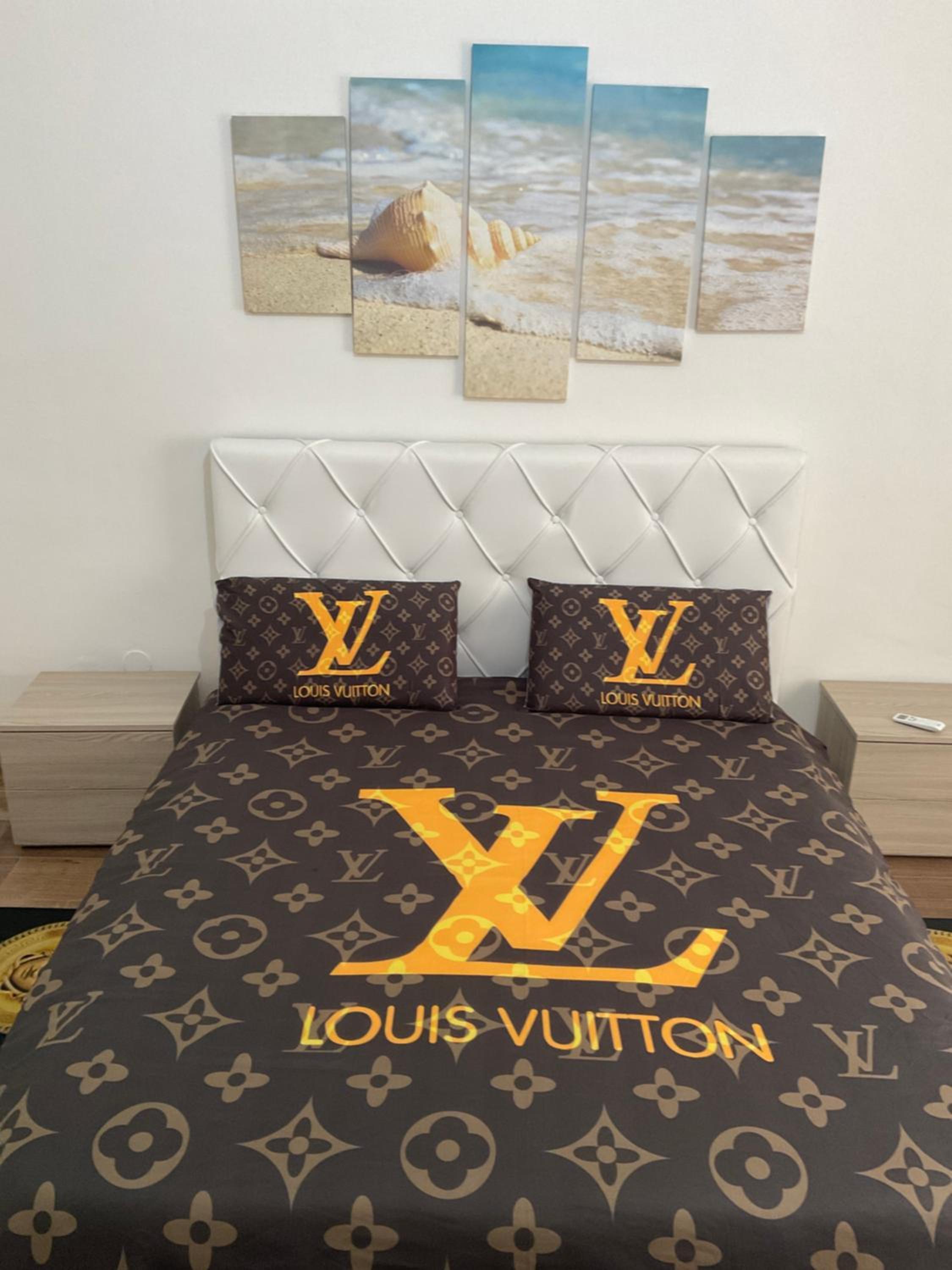 Large Double Room - Photo 25