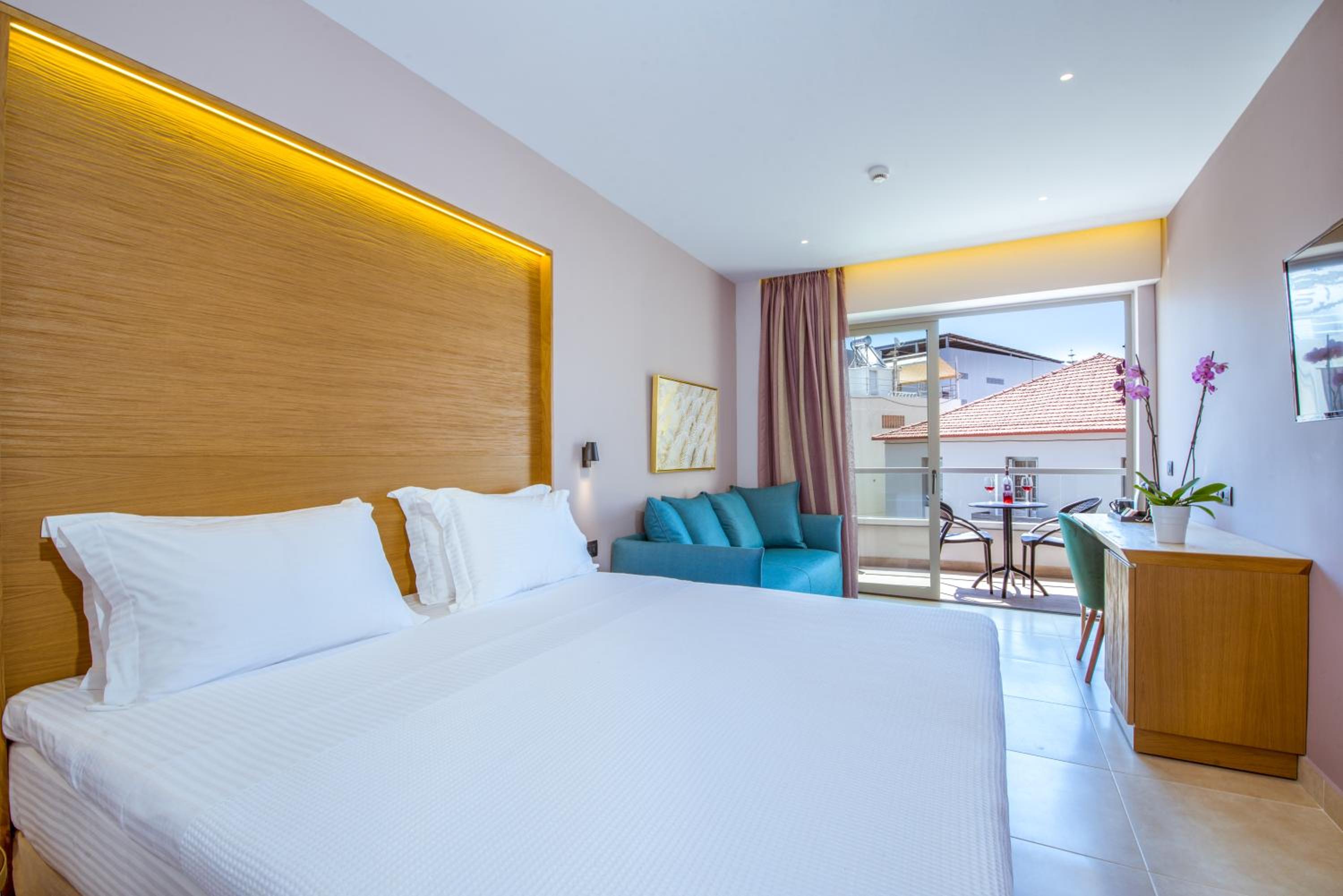 Premium Quadruple Room