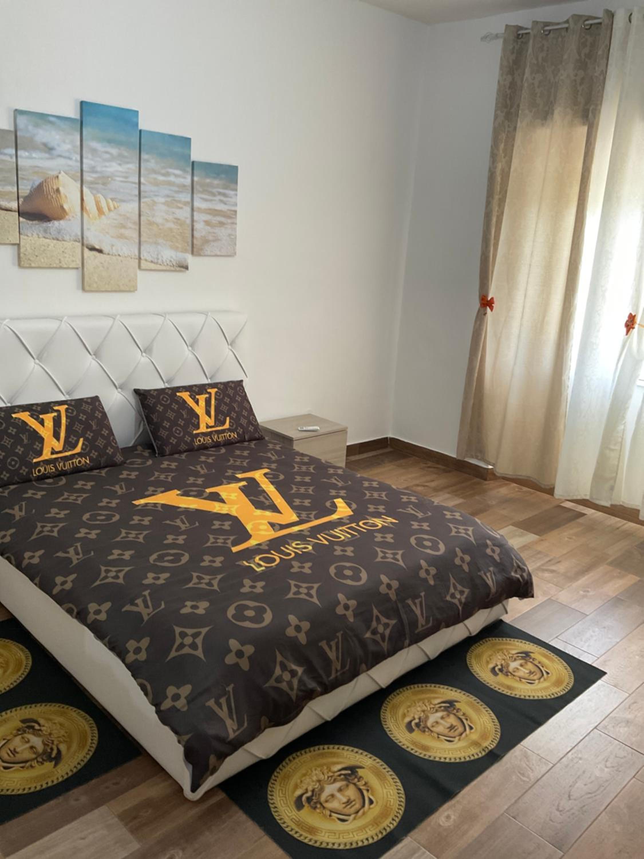 Large Double Room - Photo 26