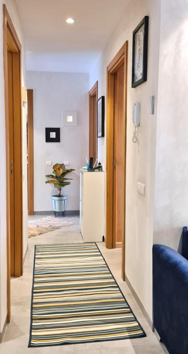 Three-Bedroom Apartment photo 2