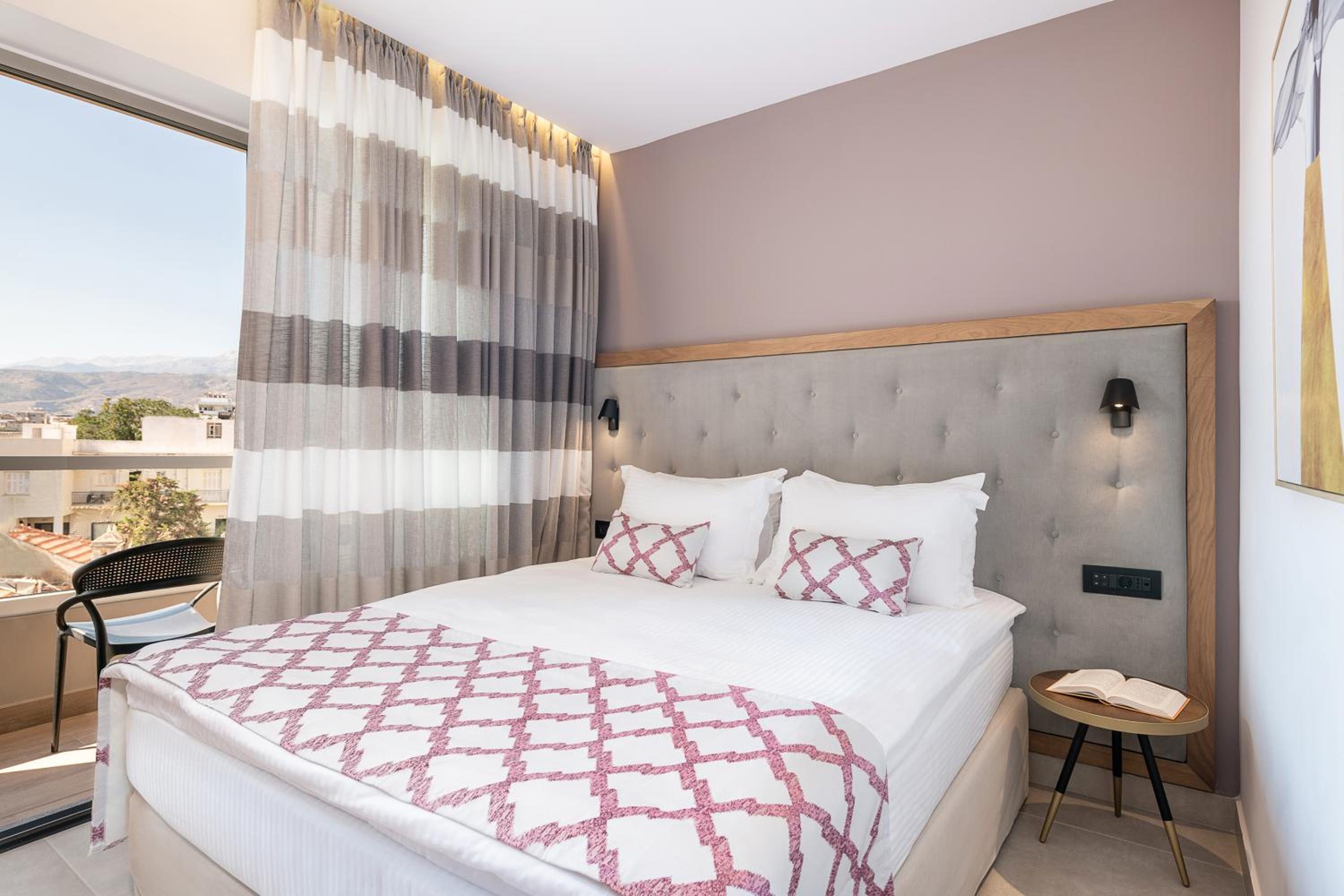 Standard Double Room - Photo 1