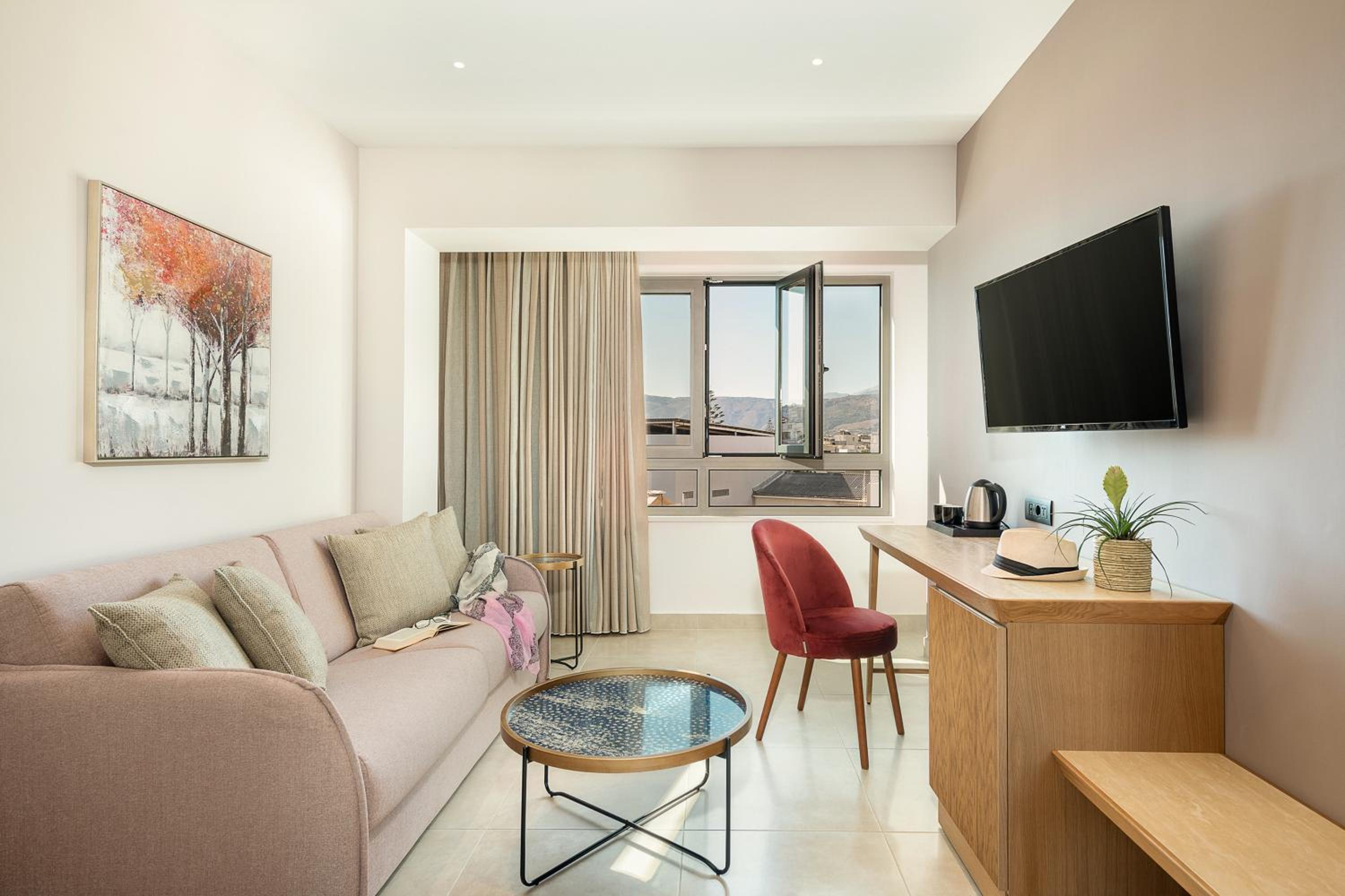 Family Suite - Photo 4