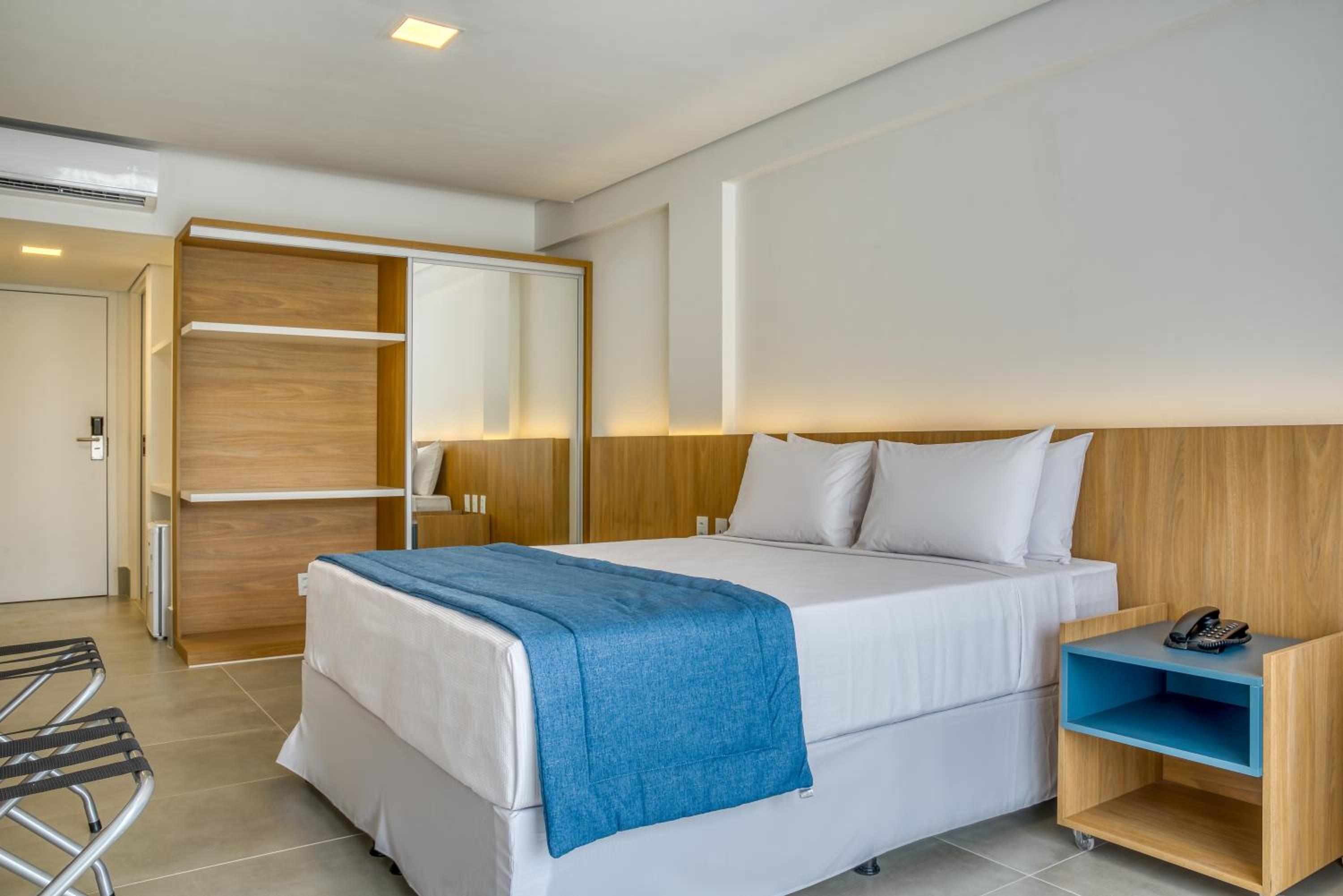 Suite  Excellence Dbl (ground floor with pool on balcony) photo 1