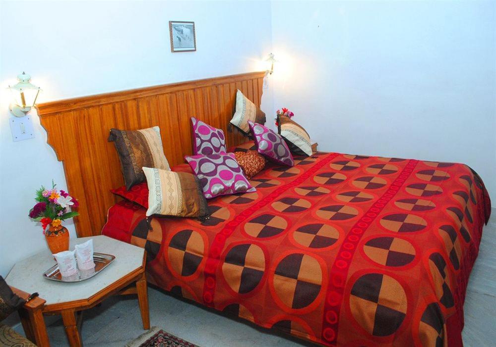 Deluxe Double or Twin Room - Photo 7