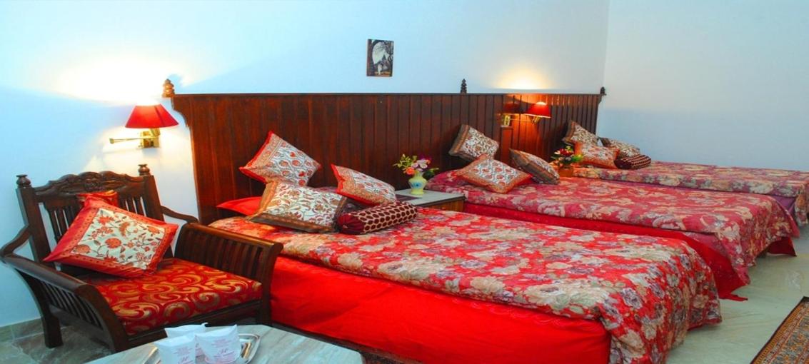 Deluxe Double or Twin Room - Photo 8