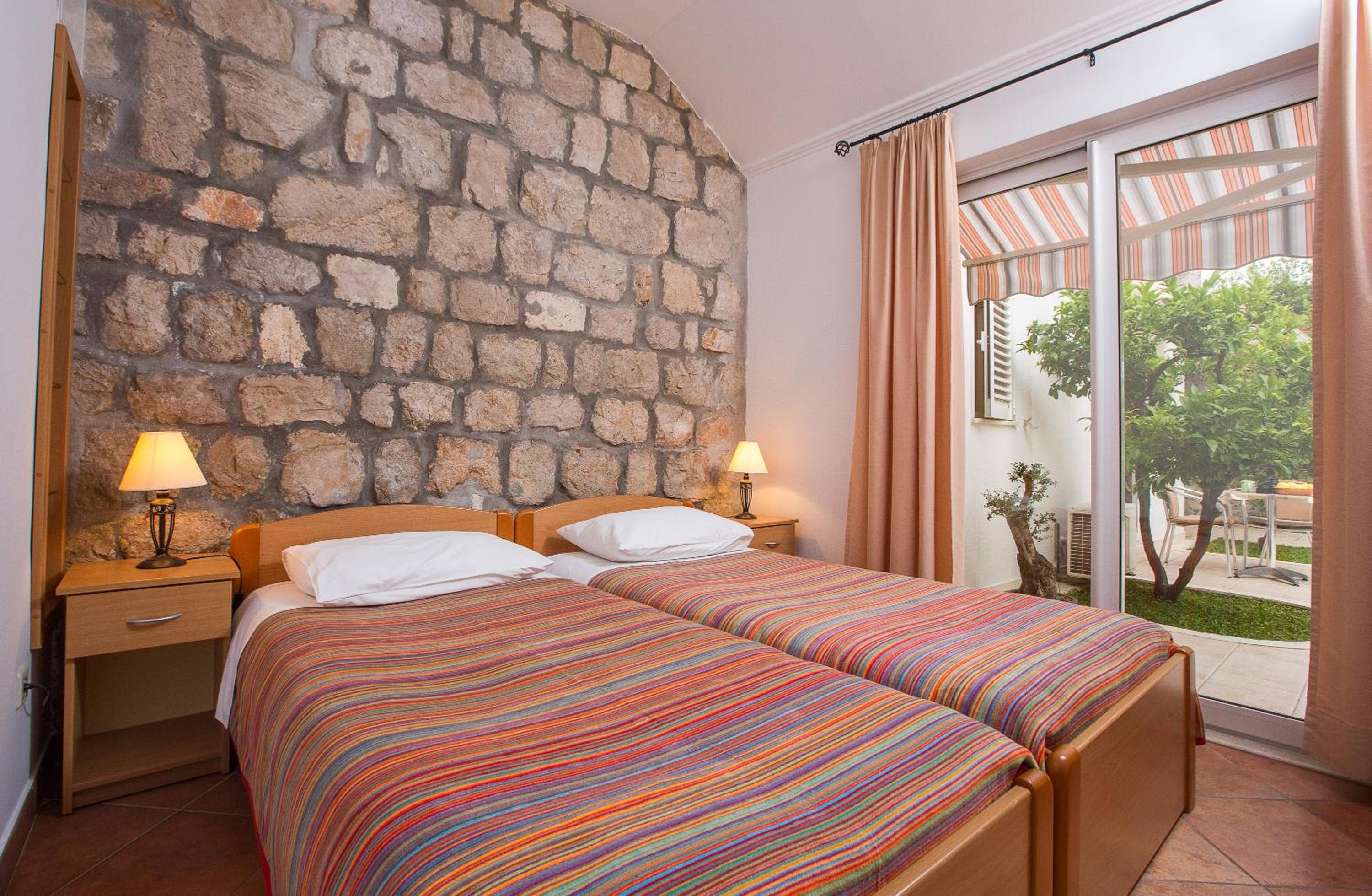 One-Bedroom Apartment with Balcony