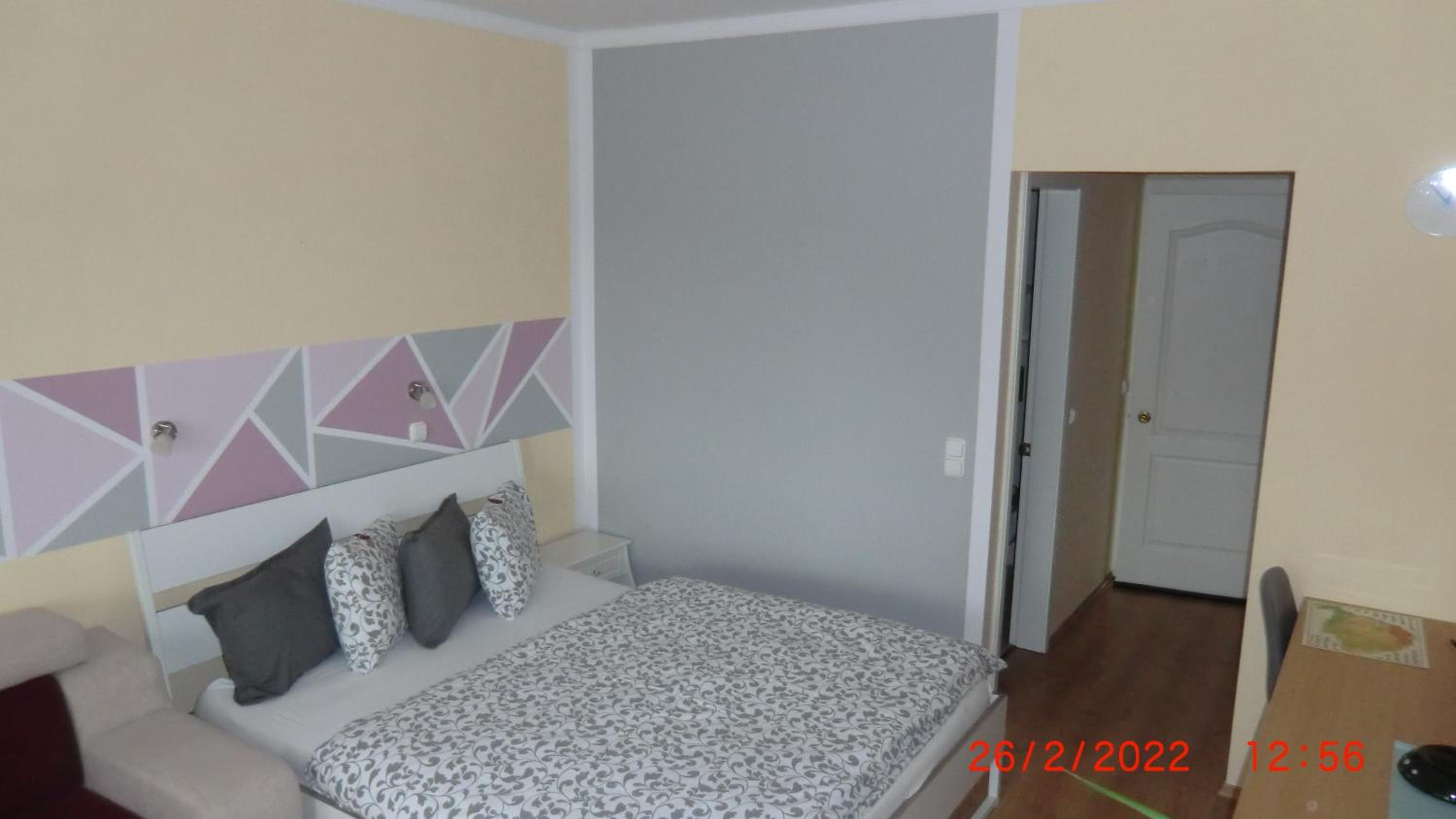Double Room with Balcony - Photo 10
