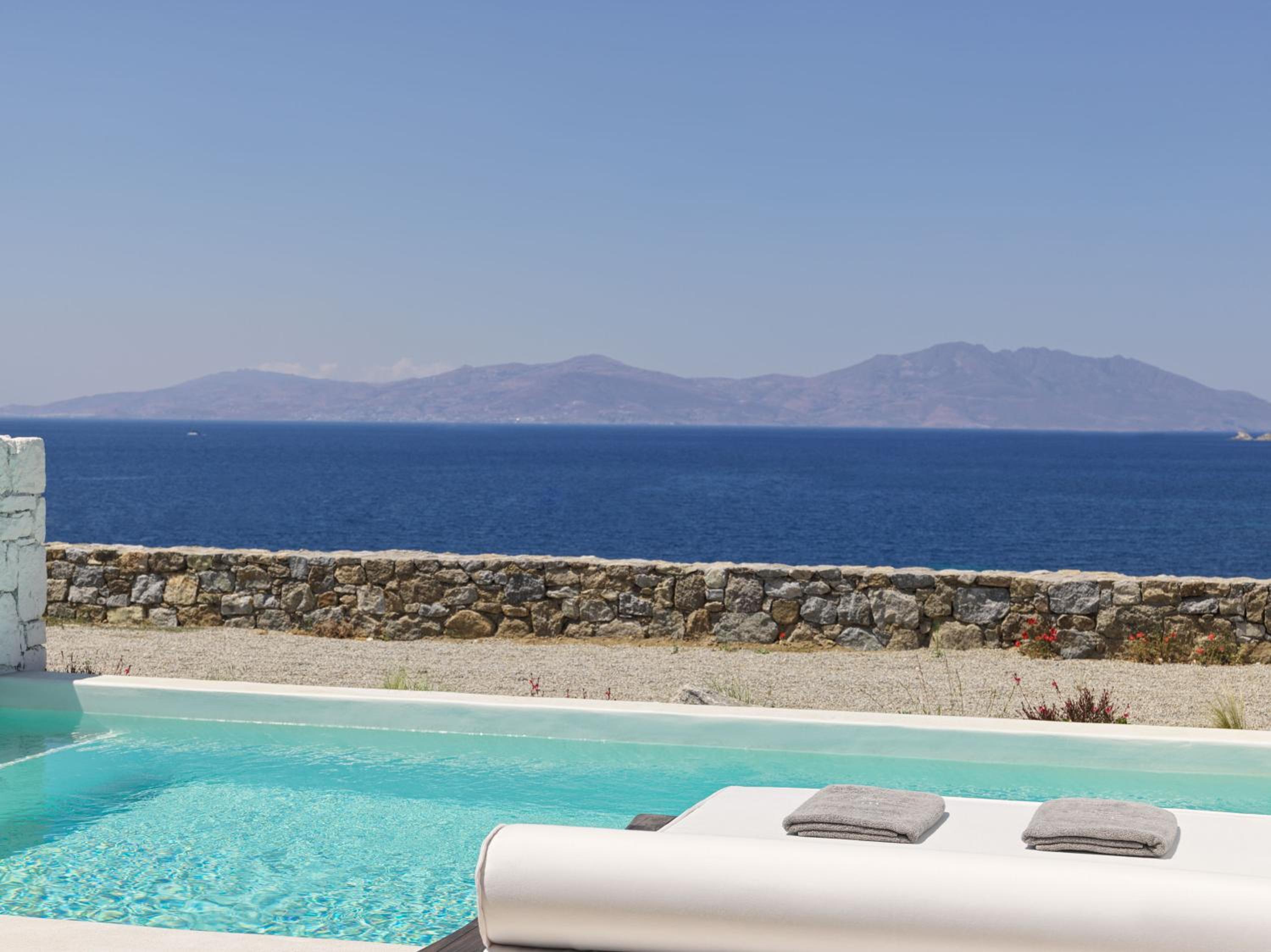 Signature Suite Private Heated Pool with Sea View - Photo 31