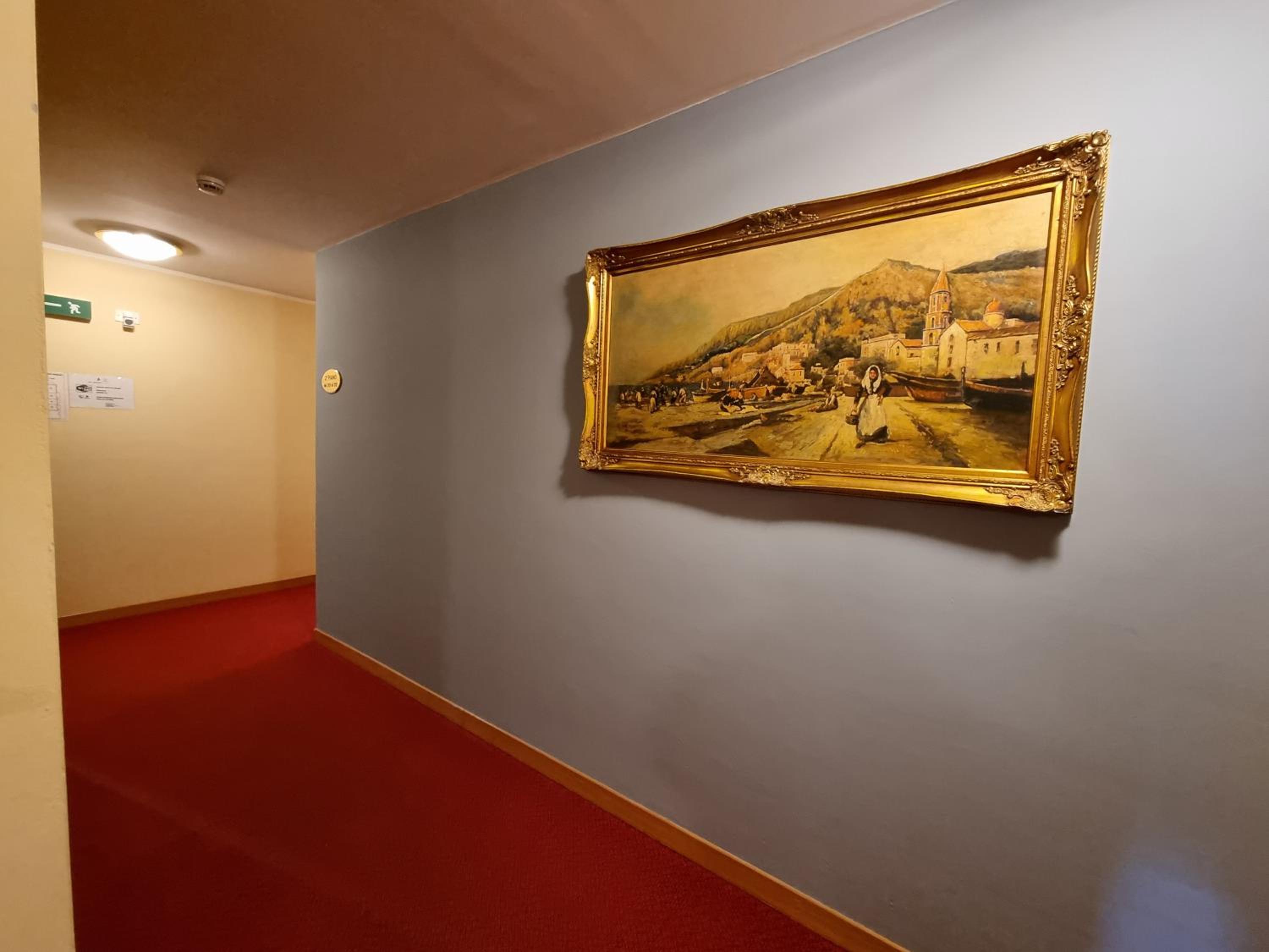 Double or Twin Room - Photo 10